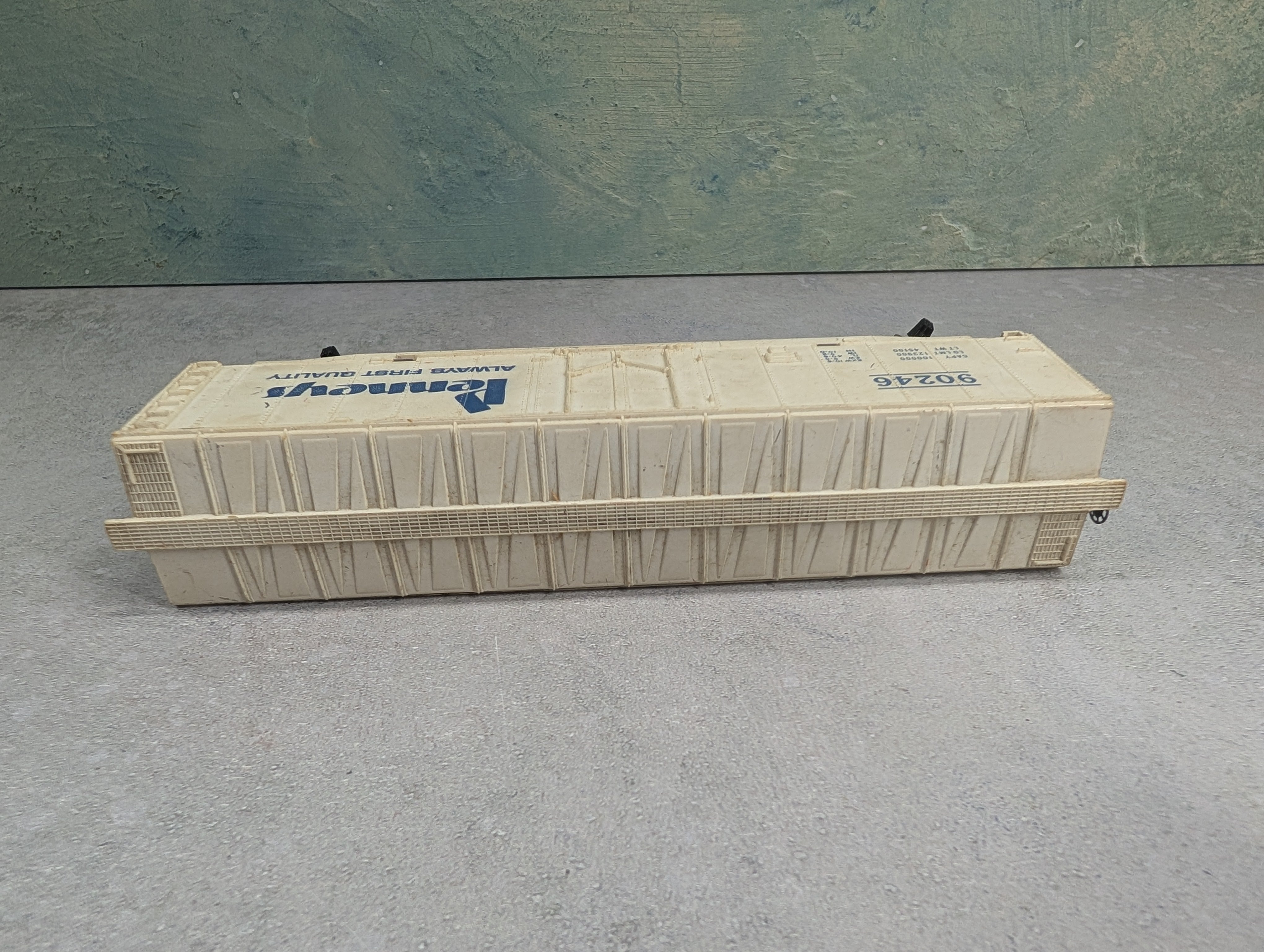 USED Tyco HO Scale 50' Box Car Penneys #90246 RARE