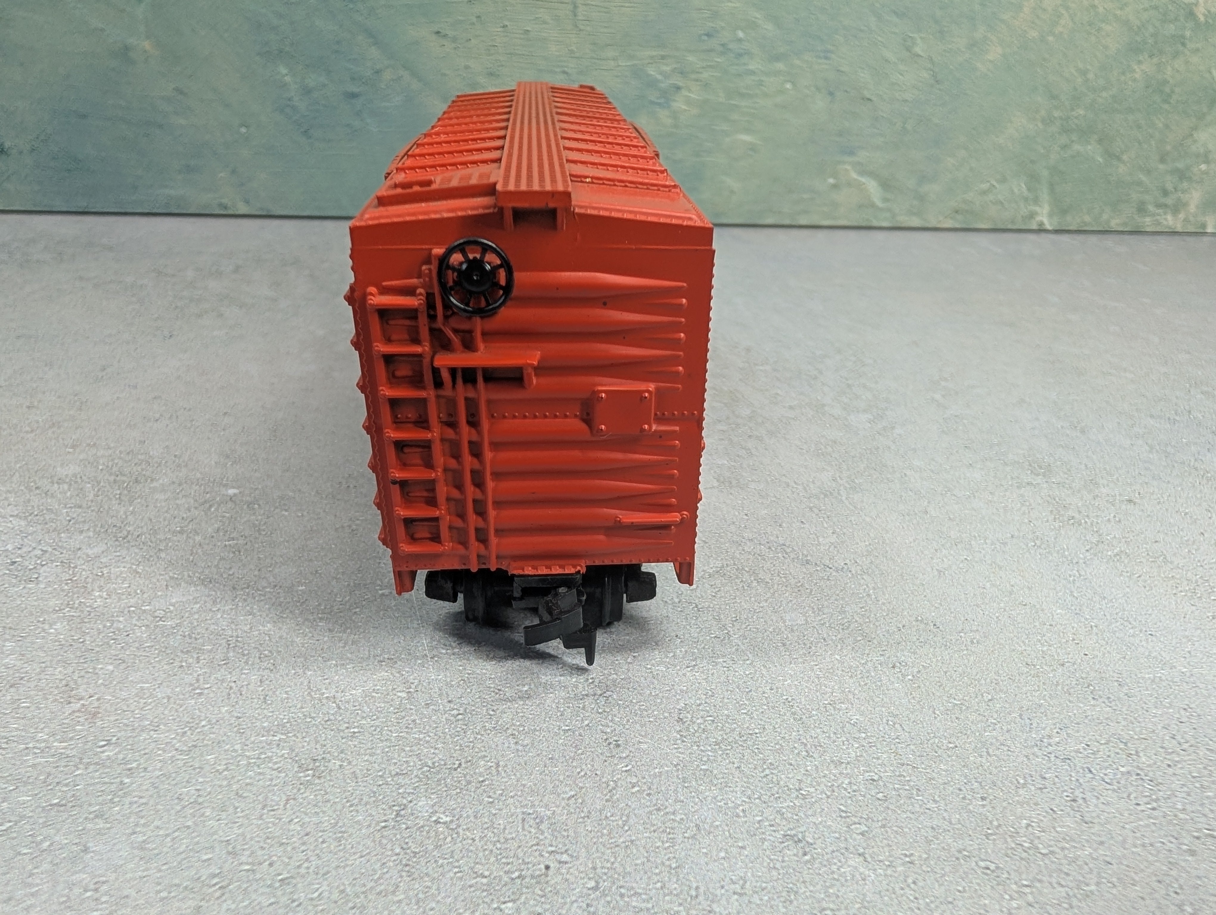 USED Varney HO Scale 40' Box Car Bessemer and Lake Erie B&LE #81492