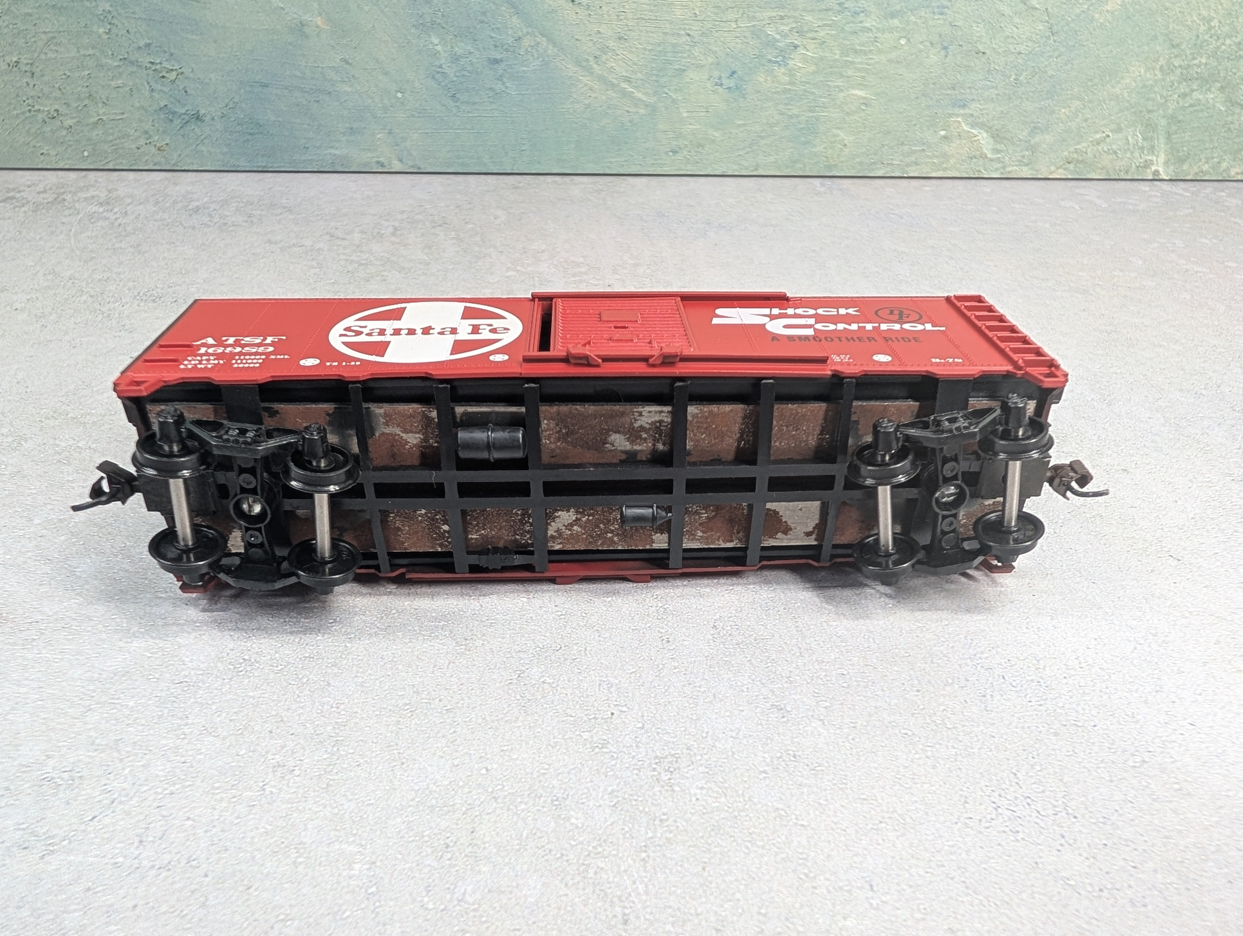 USED Athearn HO Scale 40' Box Car Santa Fe ATSF #16989