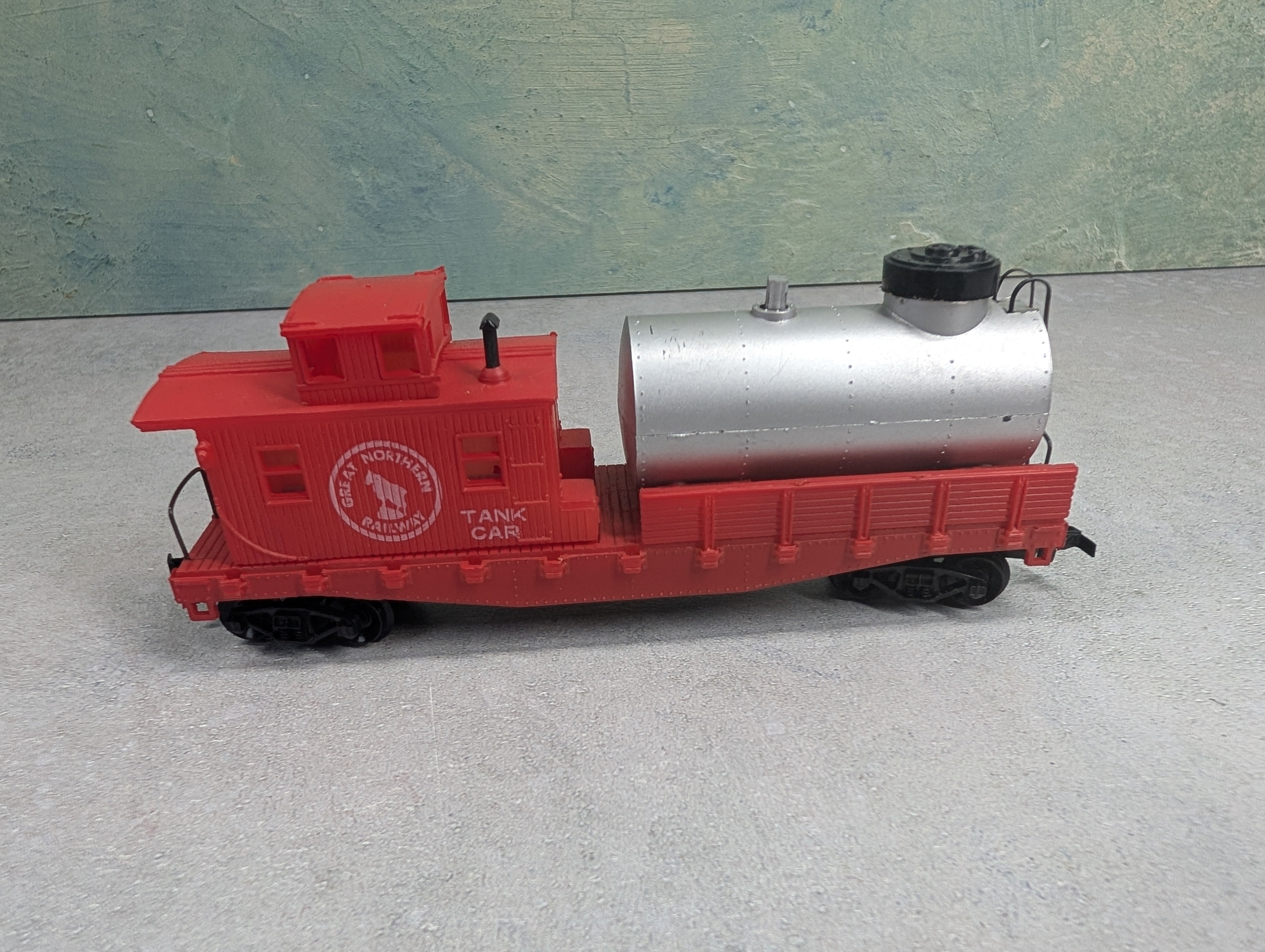 USED Life-Like HO Scale Track Cleaning Car Great Northern
