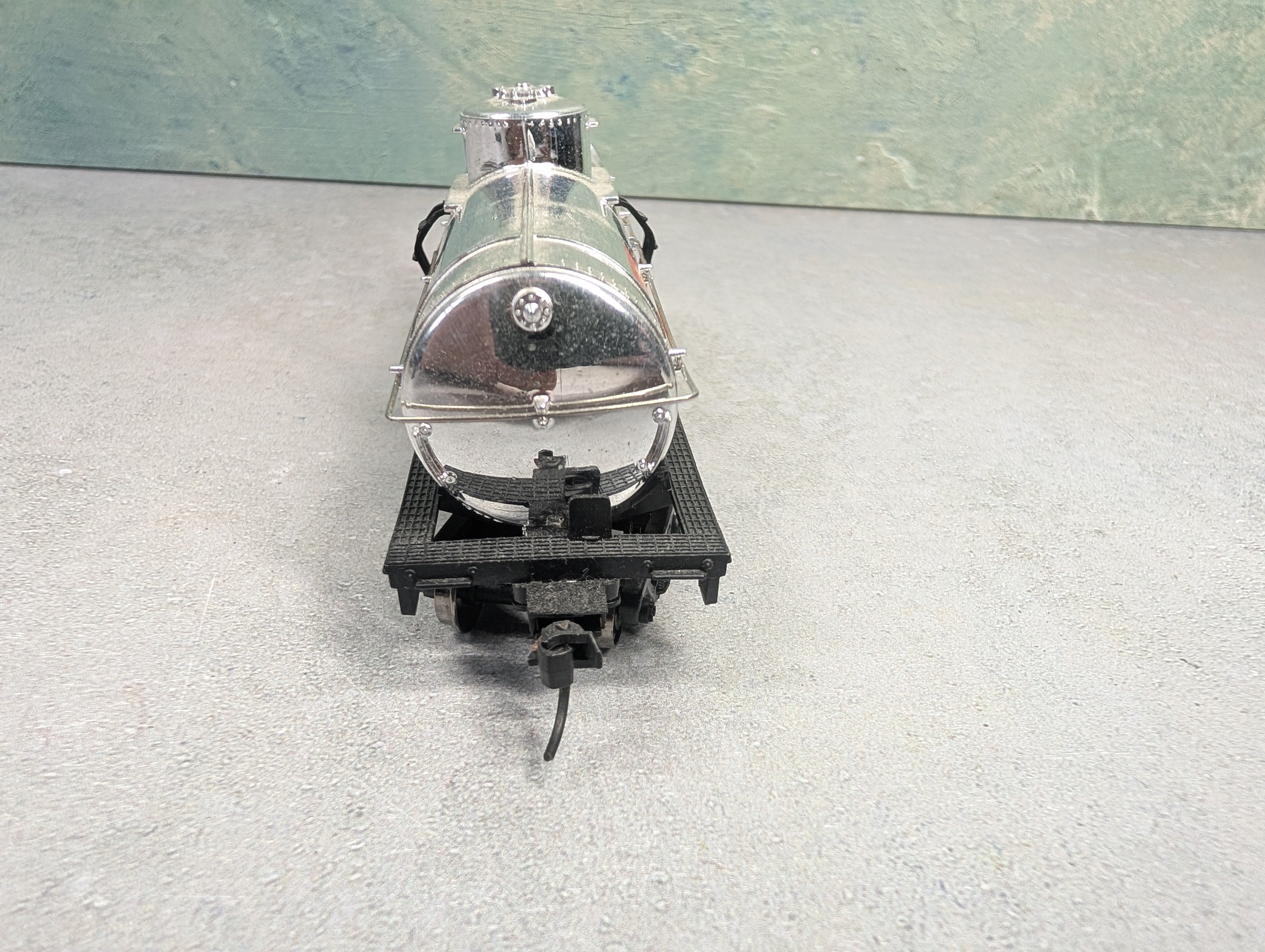 USED Tyco HO Scale Single Dome Tank Car Shell