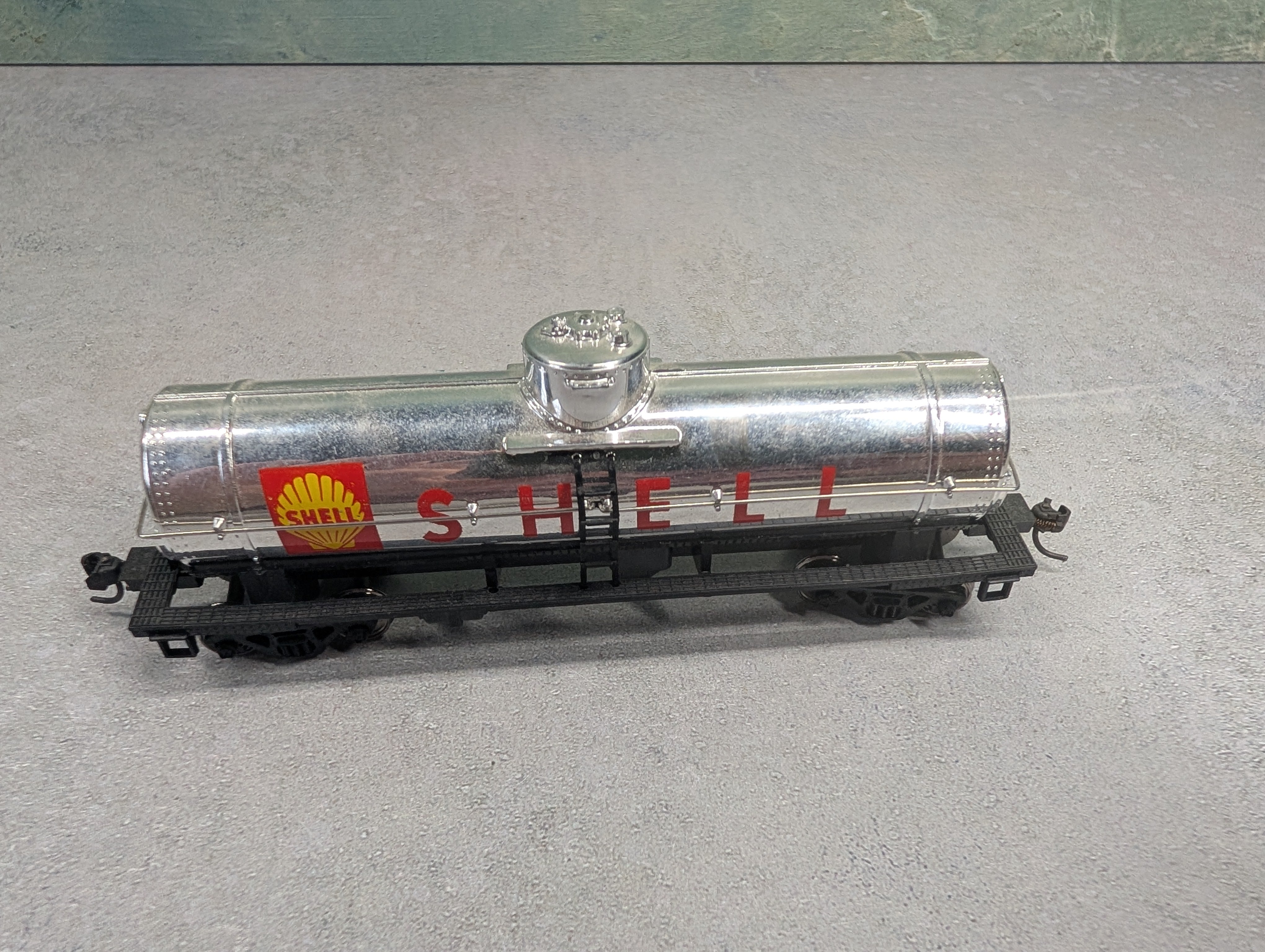 USED Tyco HO Scale Single Dome Tank Car Shell