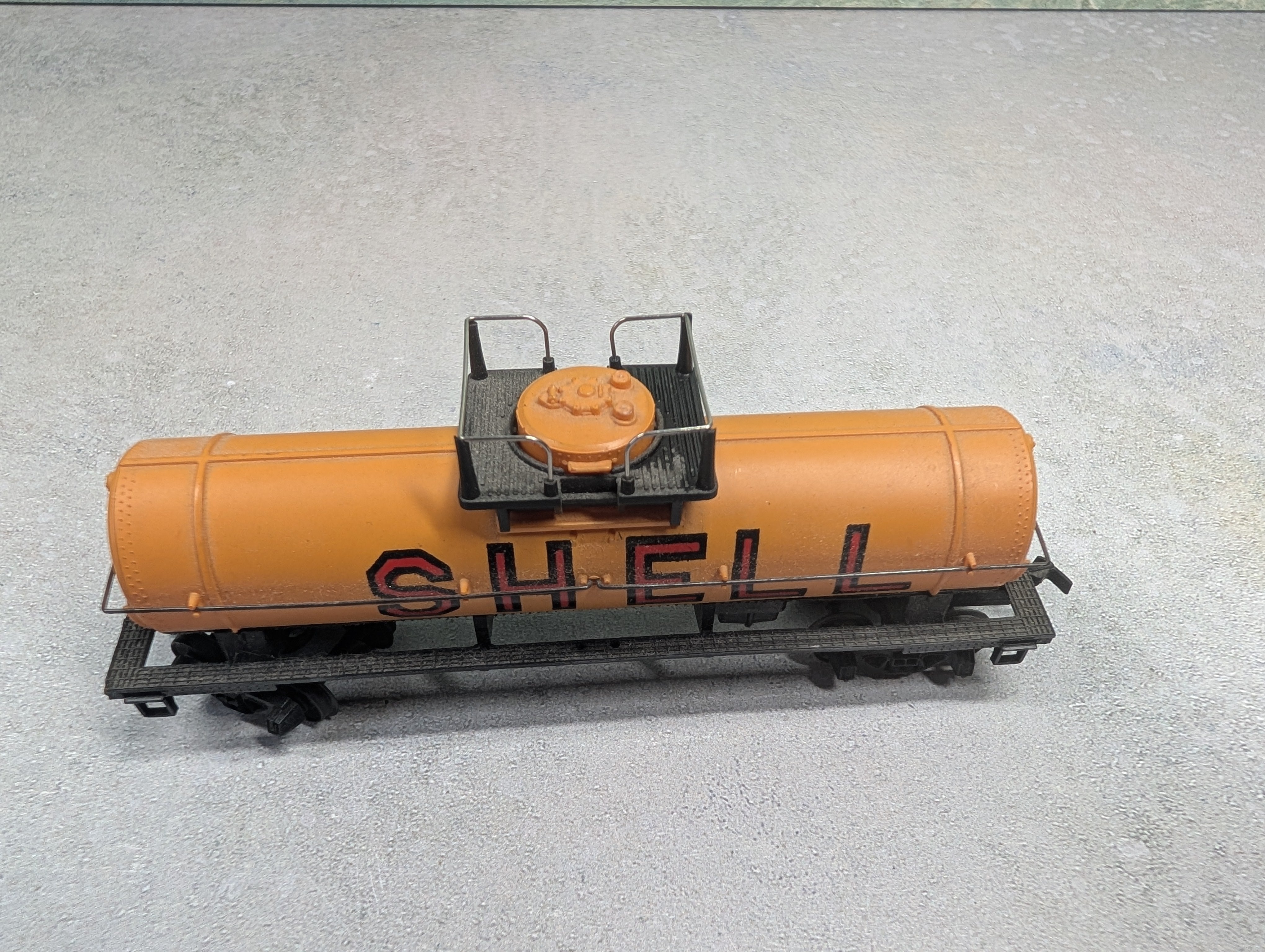 USED Tyco HO Scale Tank Car Shell