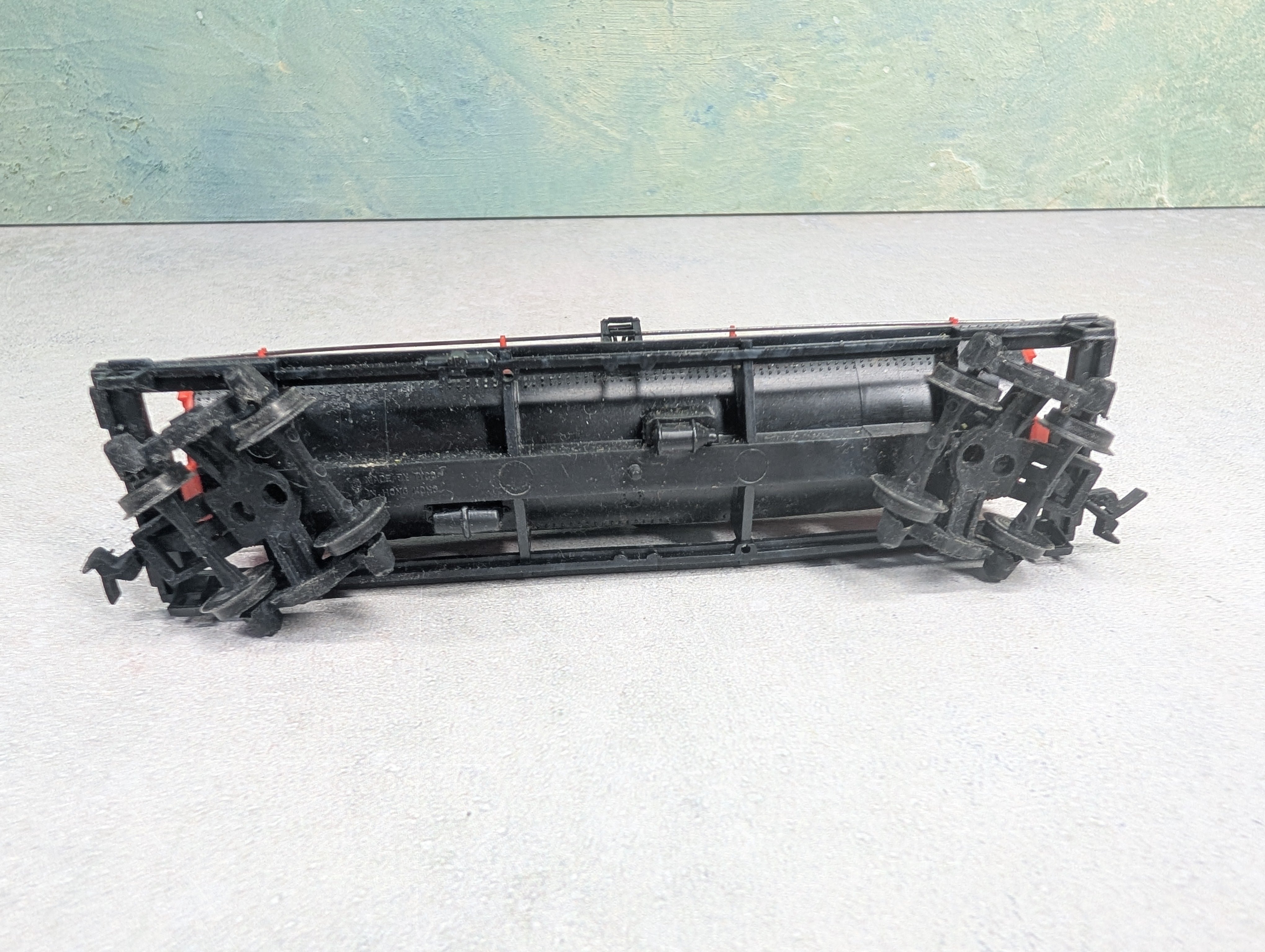USED Tyco HO Scale Single Dome Tank Car Hooker