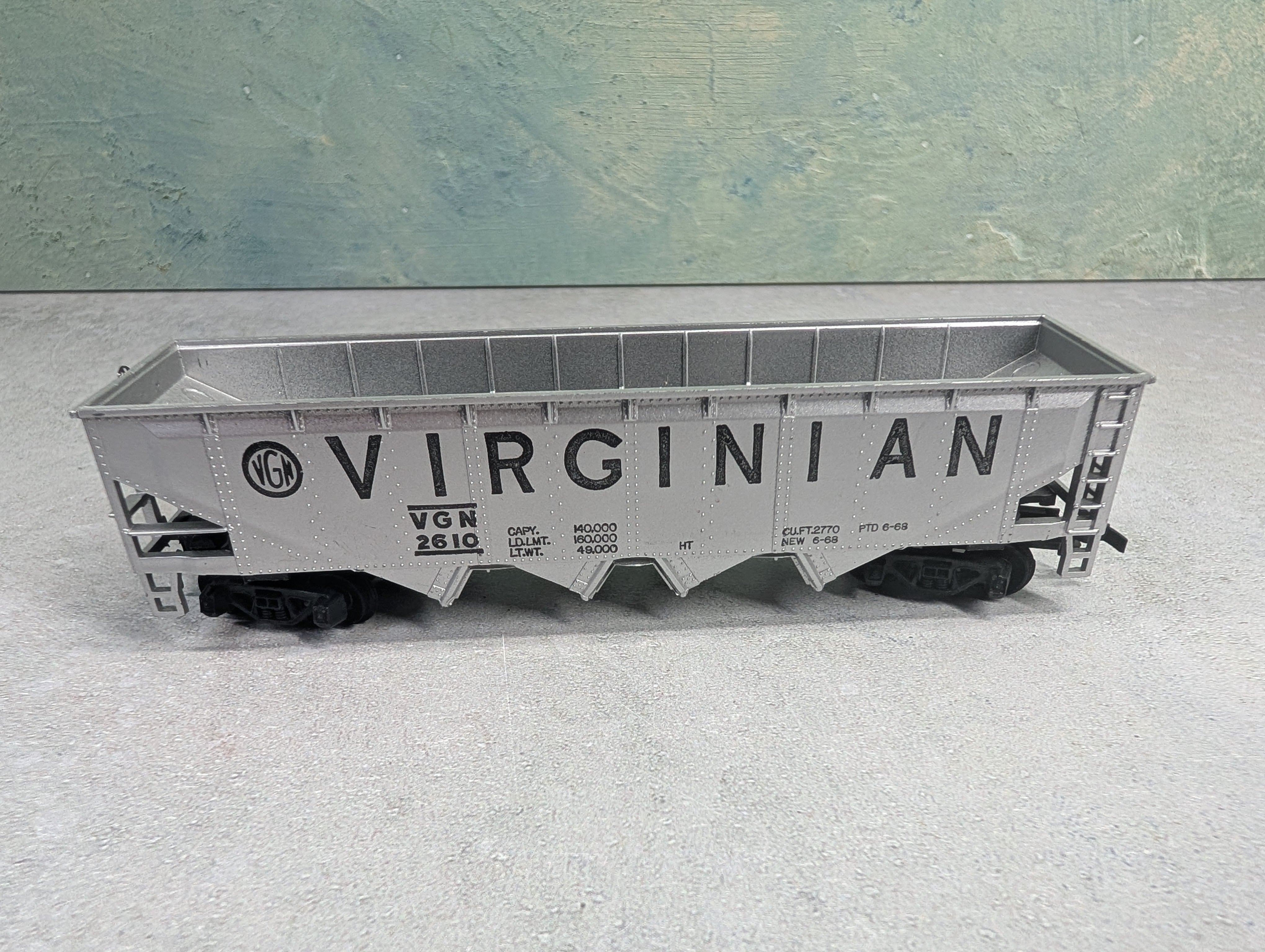 USED Tyco HO Scale Open Hopper Virginian VGN #2610