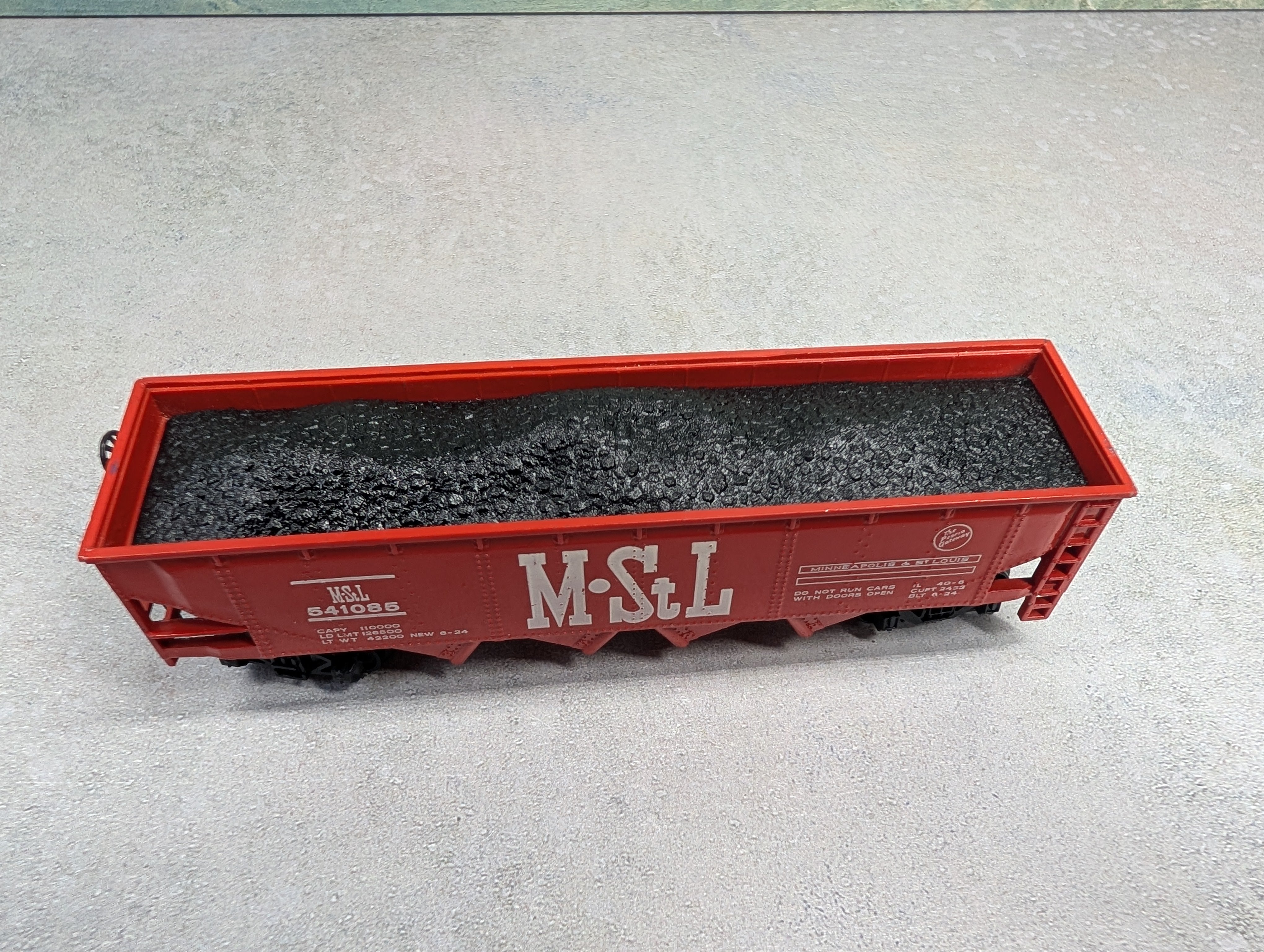 USED Bachmann HO Scale Quad Hopper w/ Coal Load MSTL #541085
