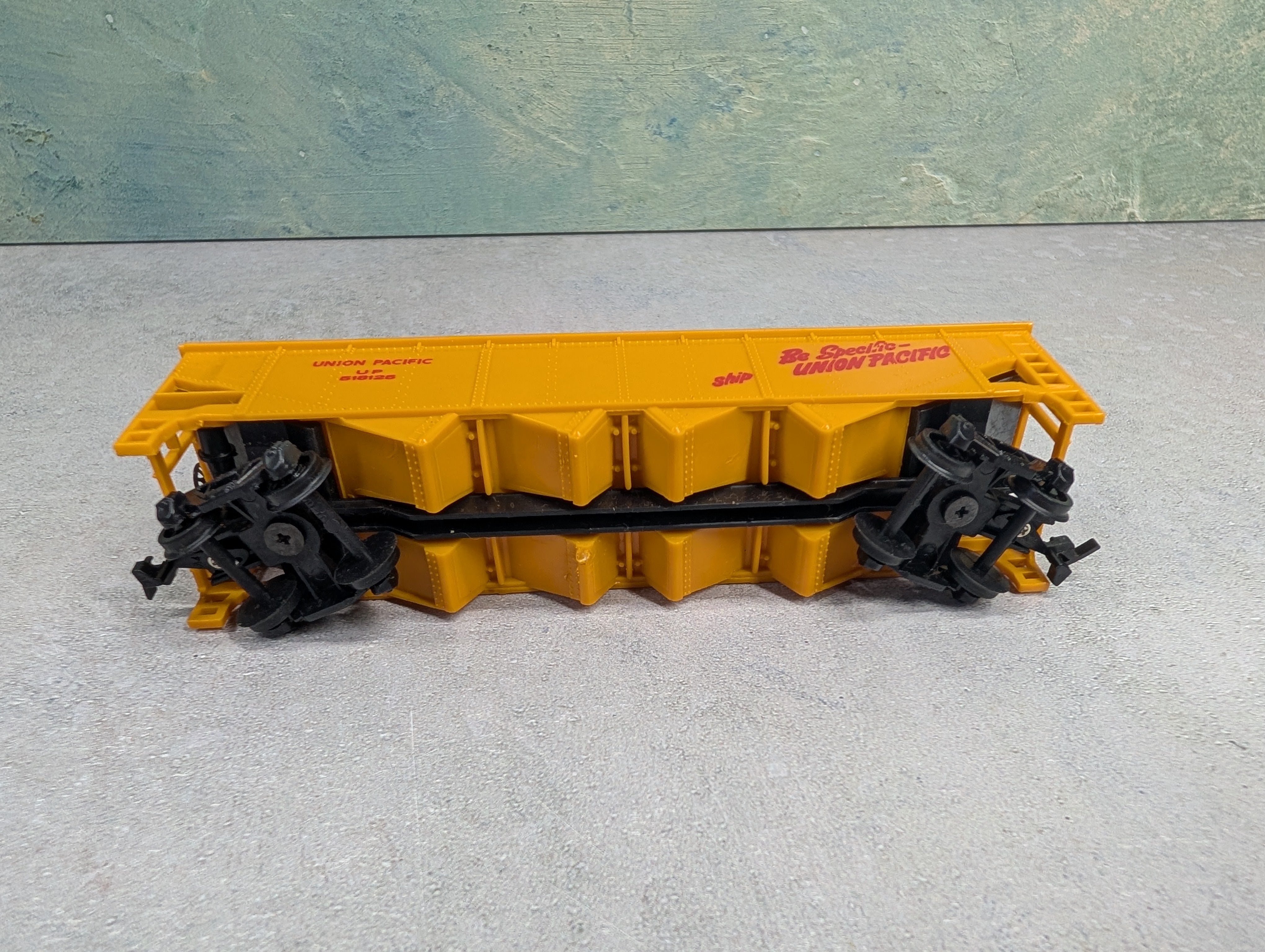 USED Bachmann HO Scale Quad Hopper Union Pacific UP #518125