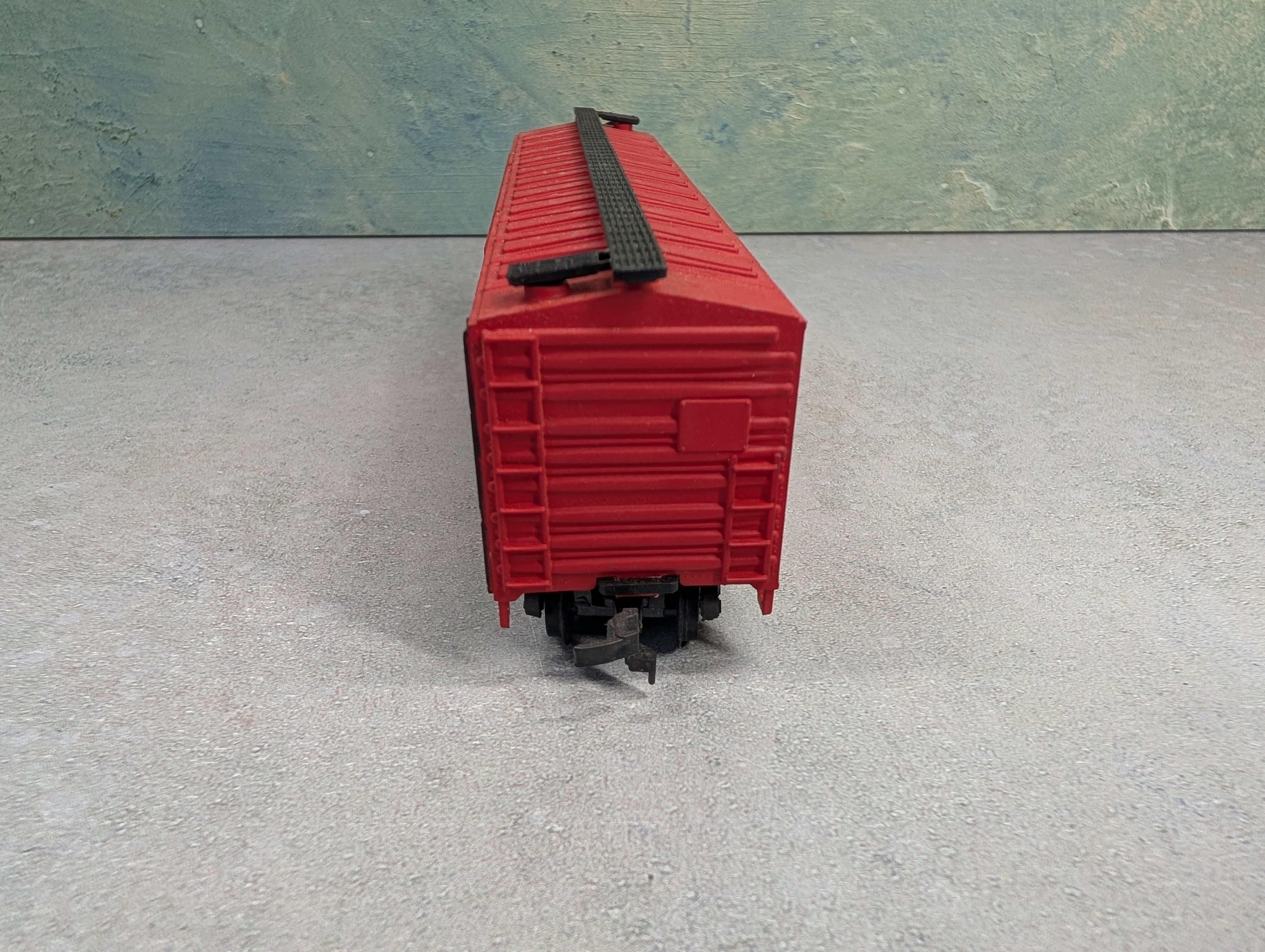 USED AHM HO Scale 40' Box Car Canadian Pacific CP #51031