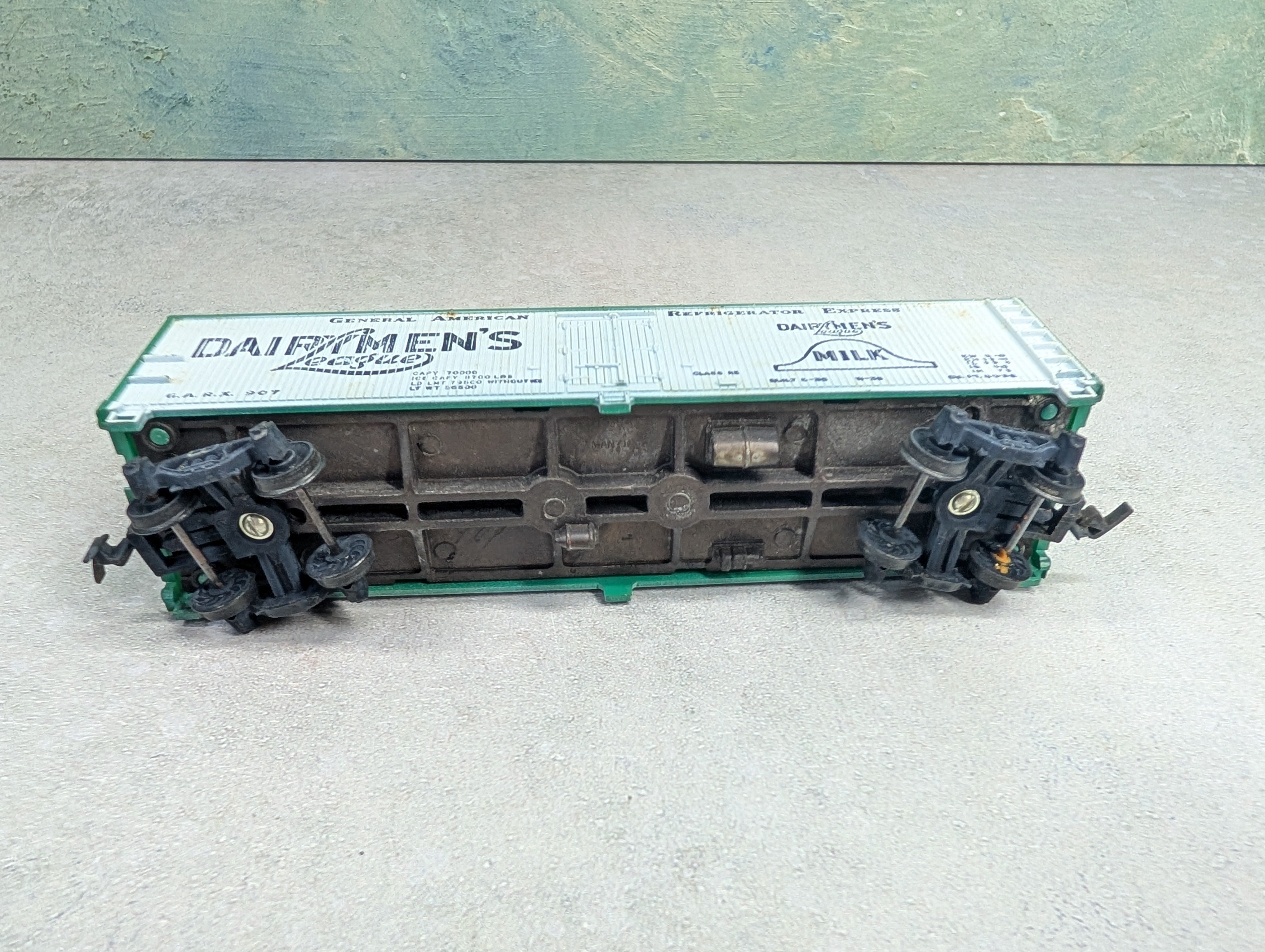 USED Mantua HO Scale 40' Wooden Reefer Box Car Dairymen's League GARX #907
