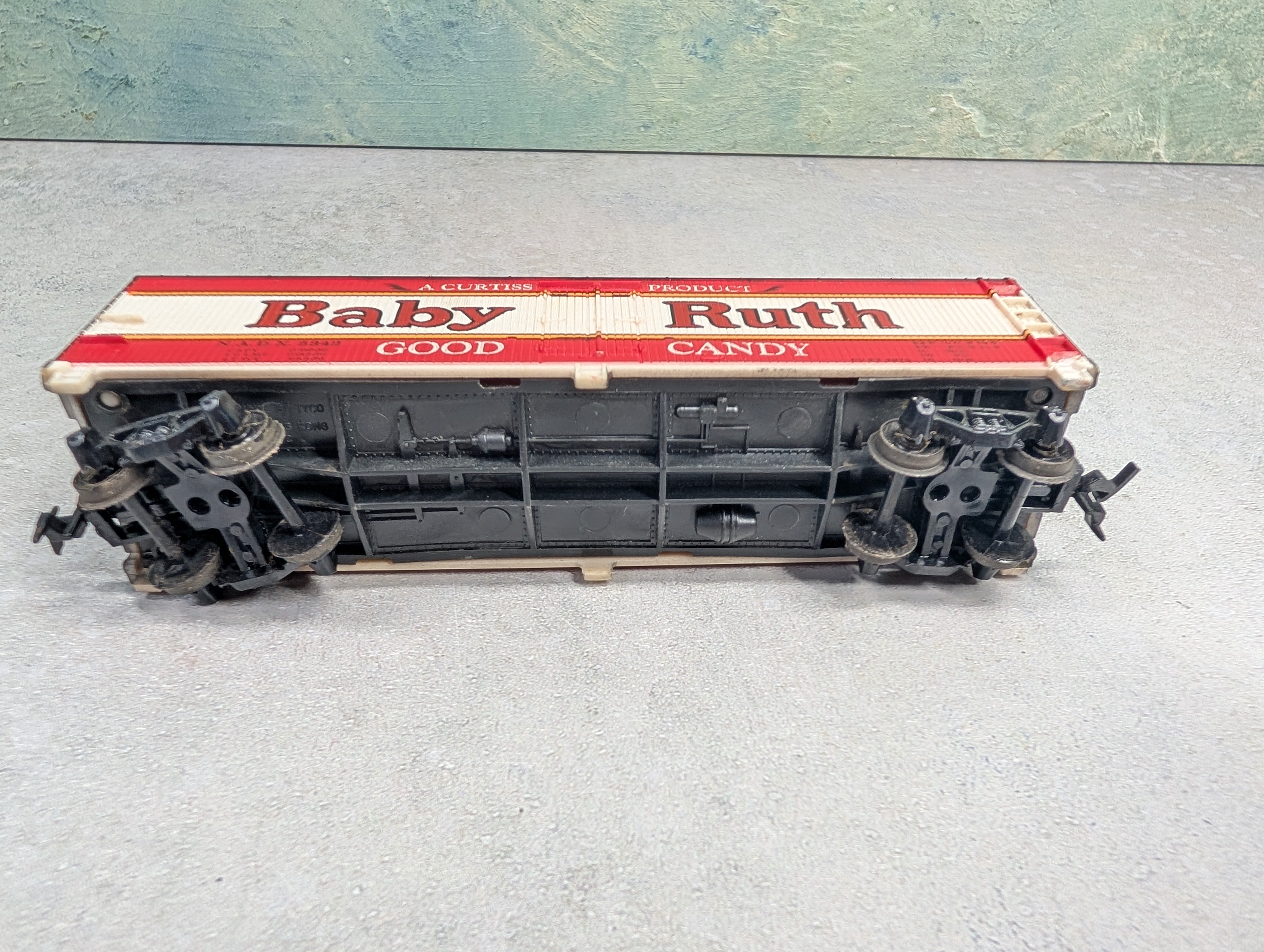 USED Tyco HO Scale 40' Wooden Reefer Box Car Baby Ruth NADX #5342