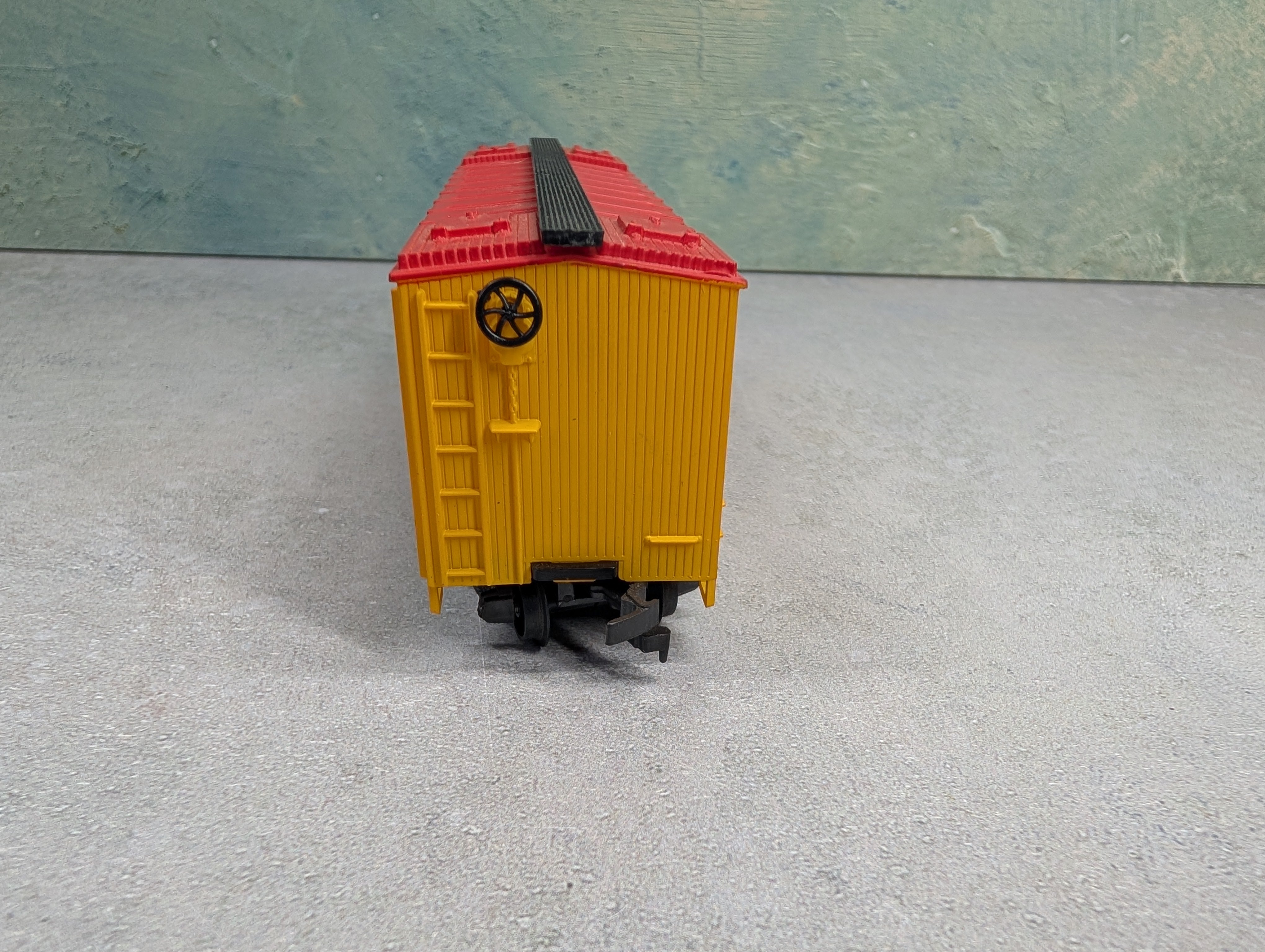 USED AHM HO Scale 40' Reefer Box Car Oscar Mayer OMTX #5003