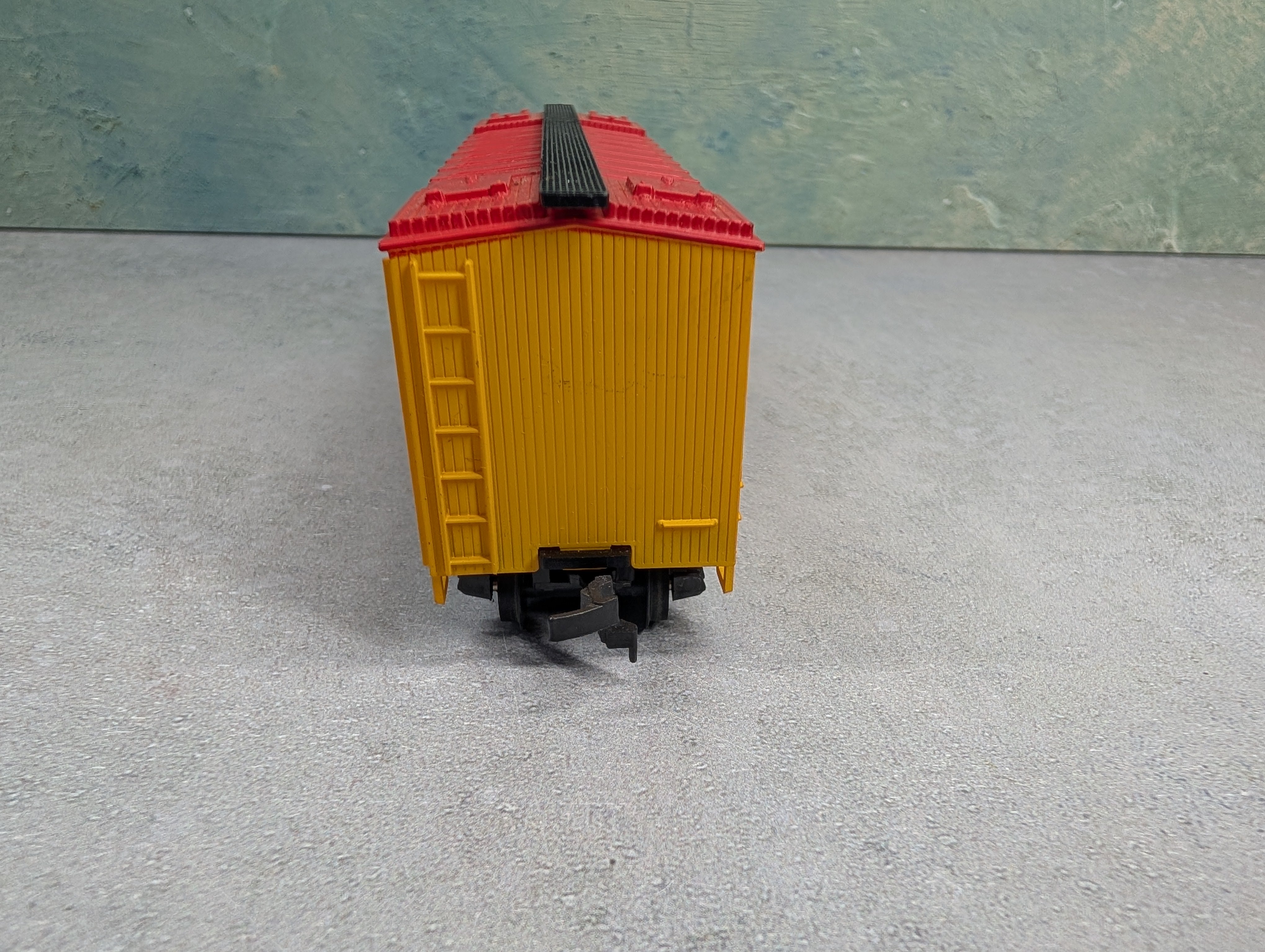 USED AHM HO Scale 40' Reefer Box Car Oscar Mayer OMTX #5003