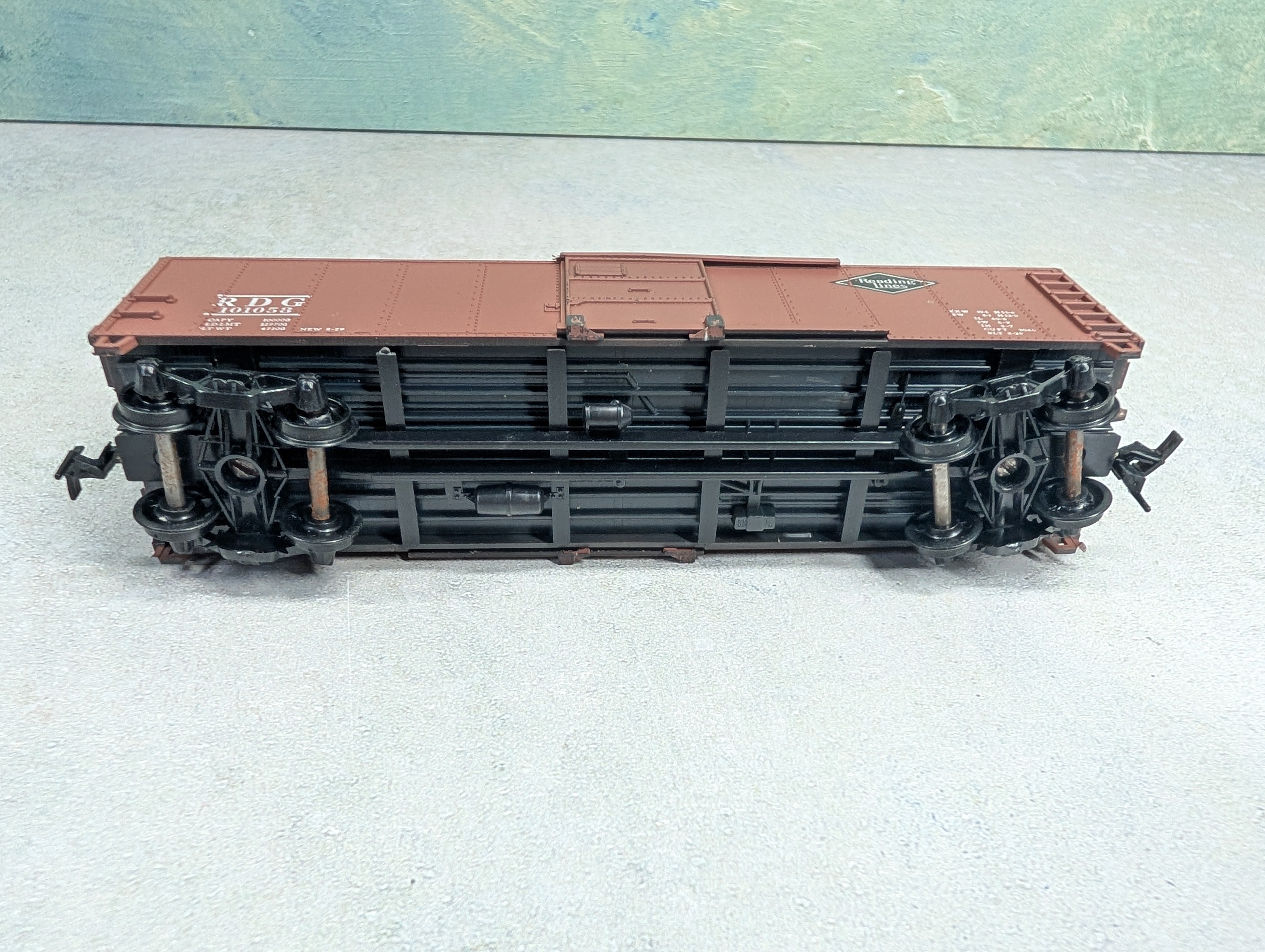USED TRAIN MINIATURE HO Scale 40' Box Car Reading RDG #101058