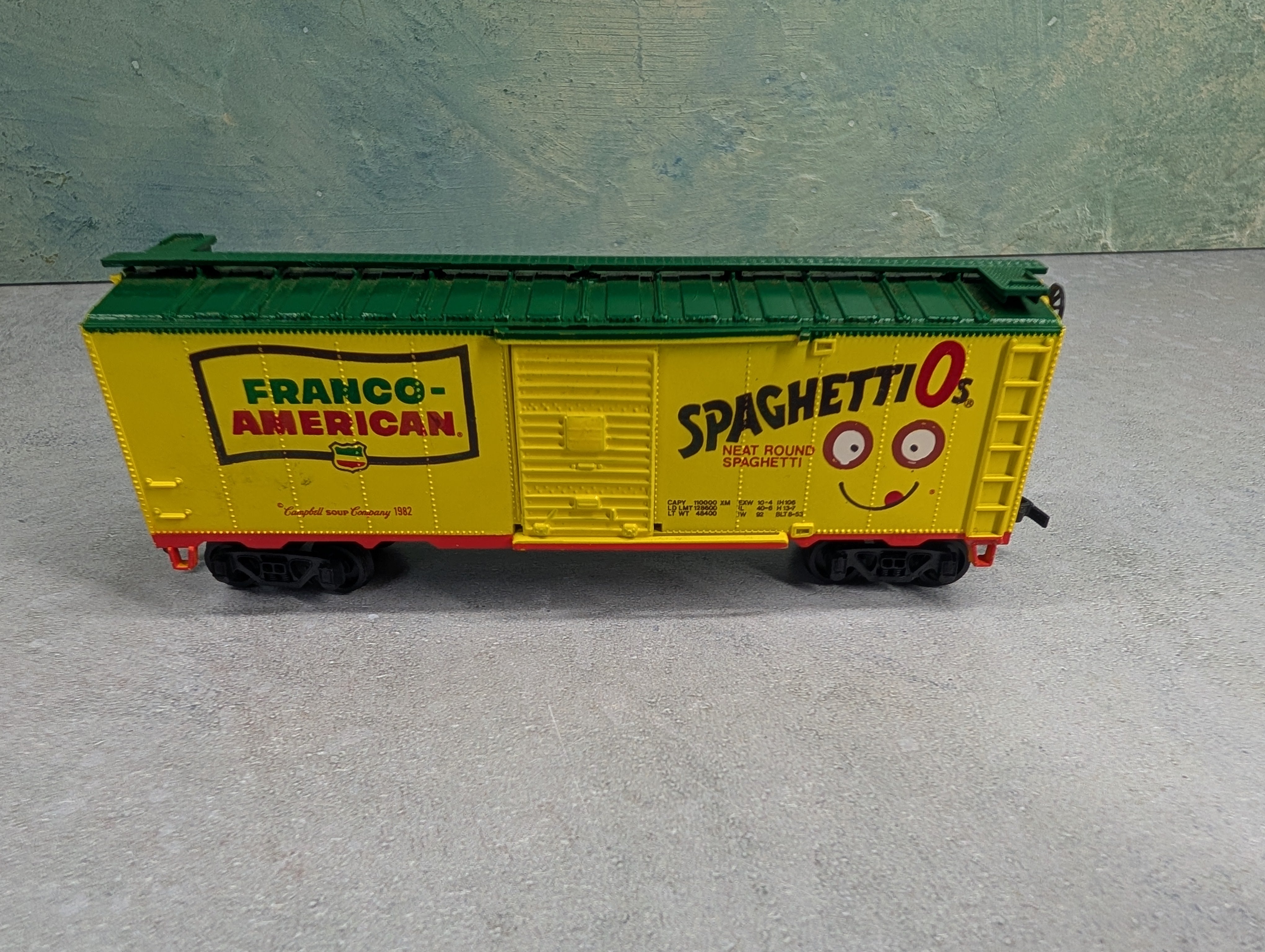 USED Life-Like HO Scale 40' Box Car Spaghettios