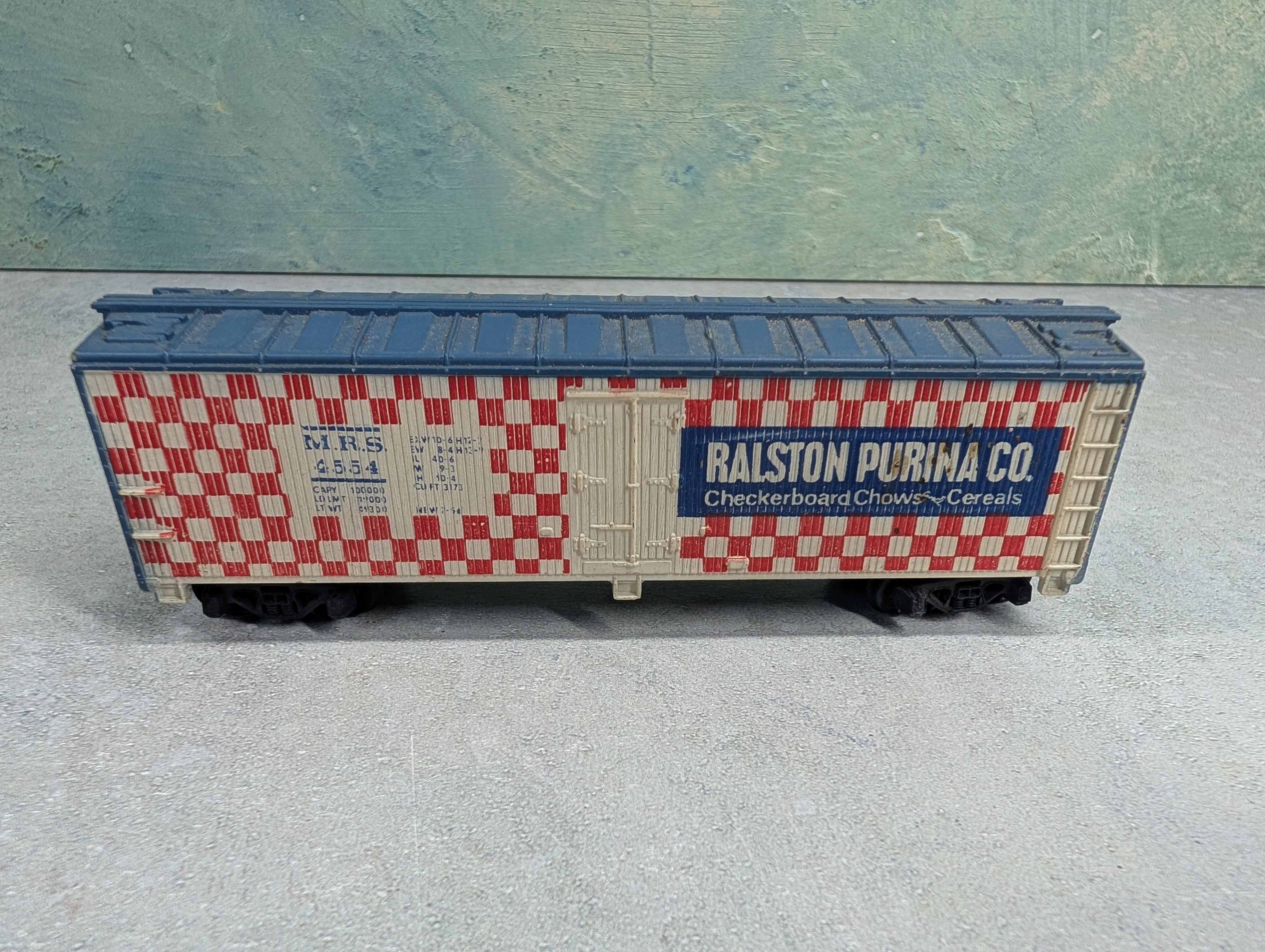 USED Tyco HO Scale 40' Reefer Box Car Ralston Purina MRS #4554