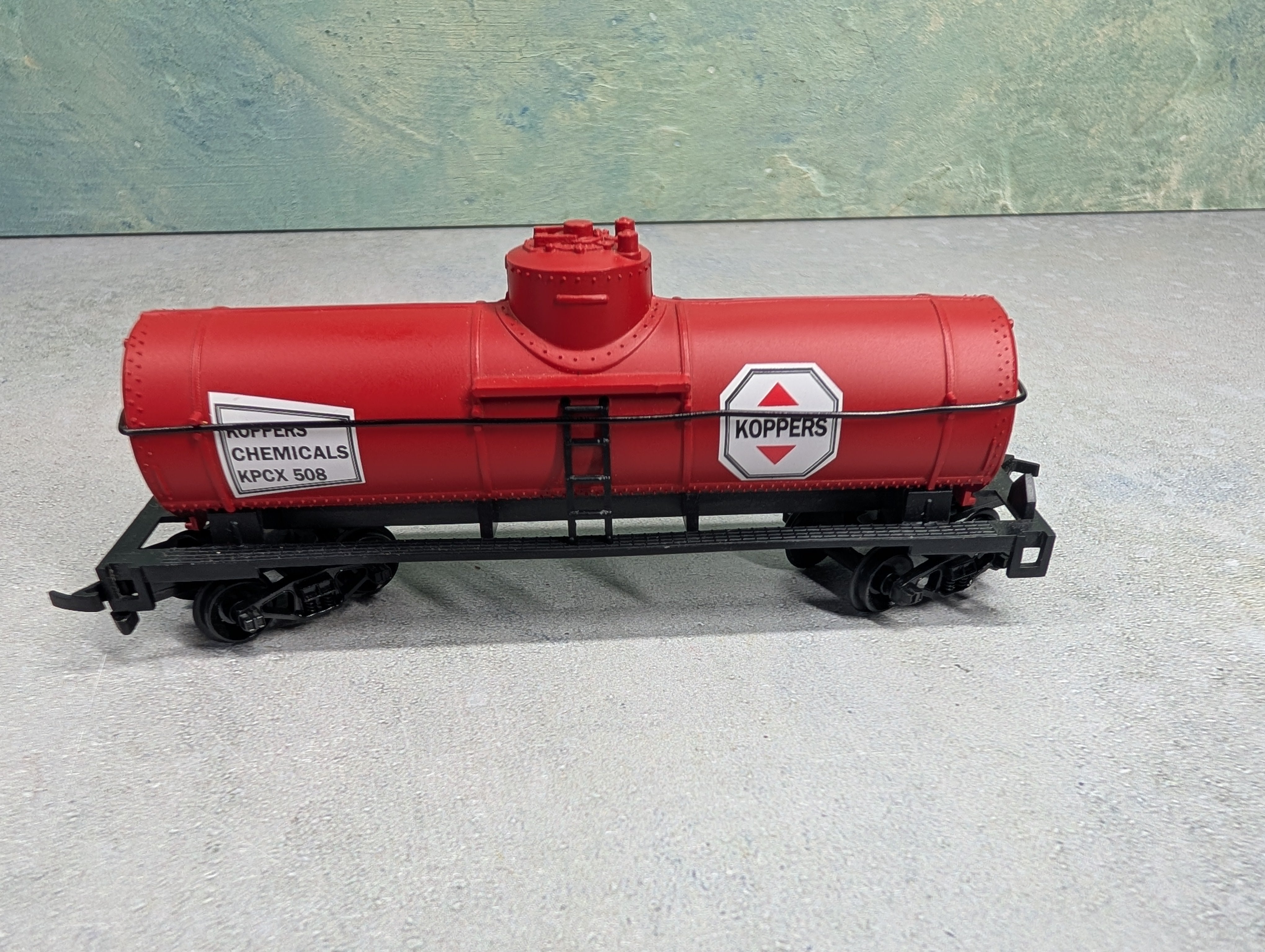 USED Life-Like HO Scale Single Dome Tank Car Koppers KPCX #508