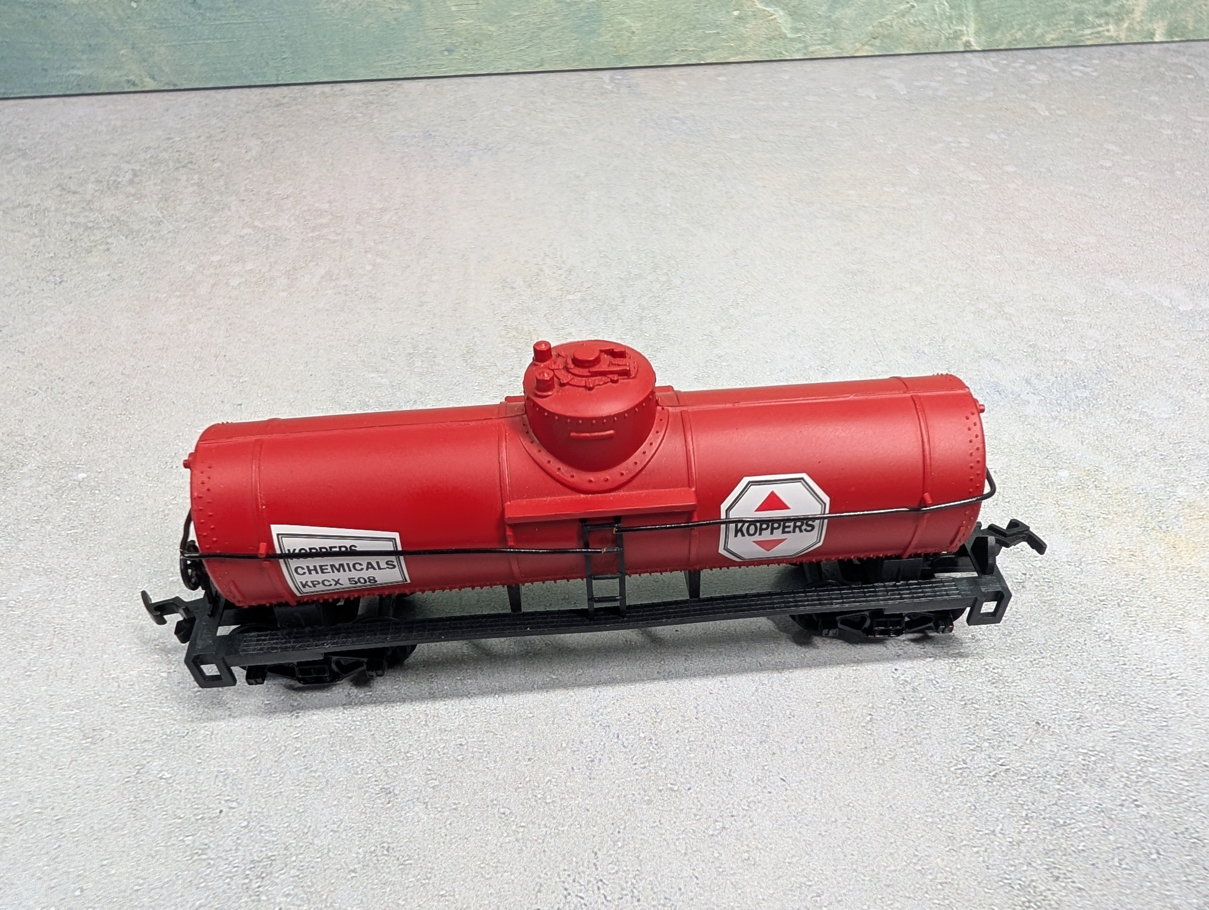USED Life-Like HO Scale Single Dome Tank Car Koppers KPCX #508