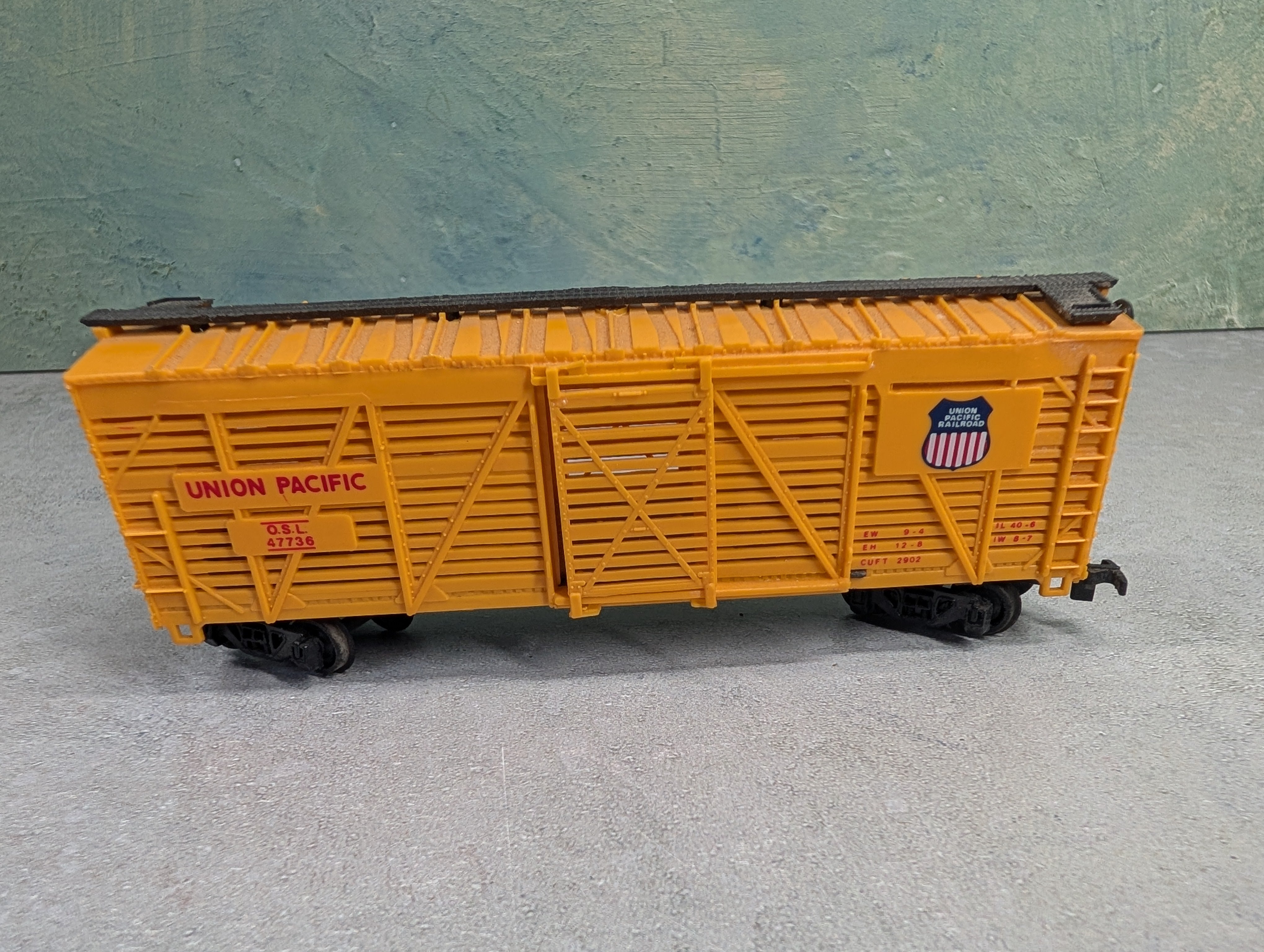 USED Bachmann HO Scale 40' Cattle Stock Car Union Pacific OSL #47736