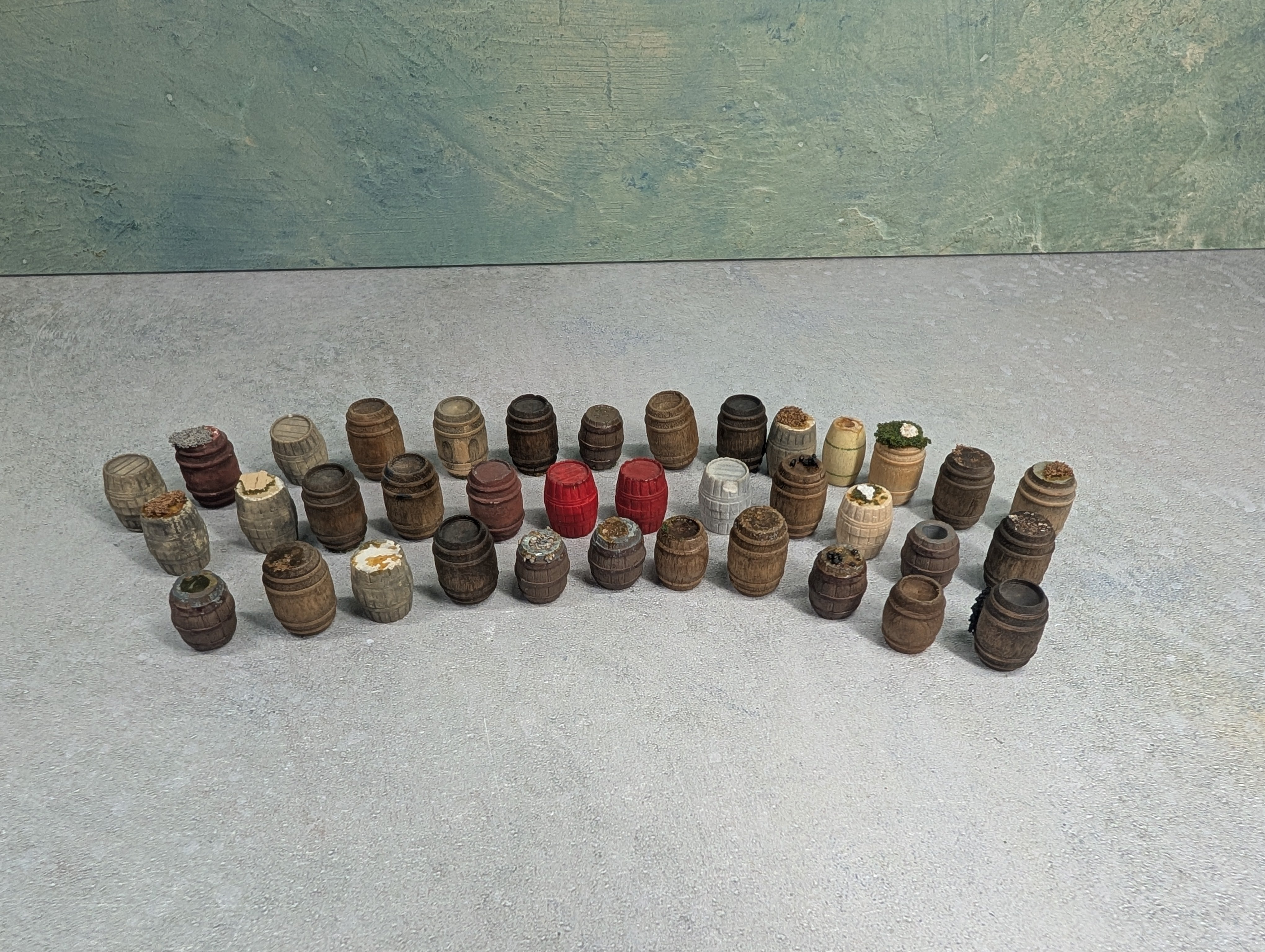 USED O Lot of Wooden Barrels (37 pcs)