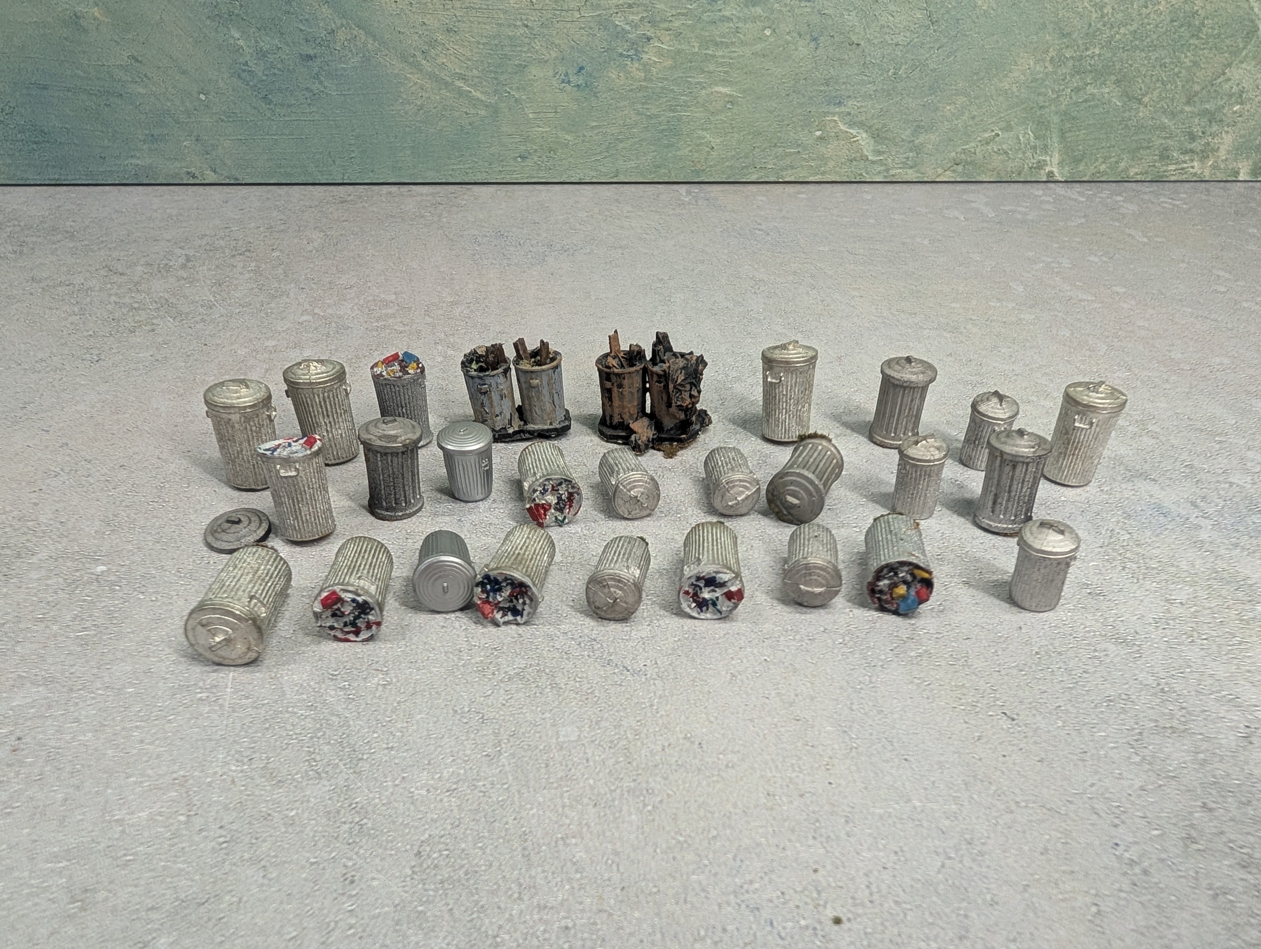 USED O Lot of Metal Trash Cans (27 pcs)