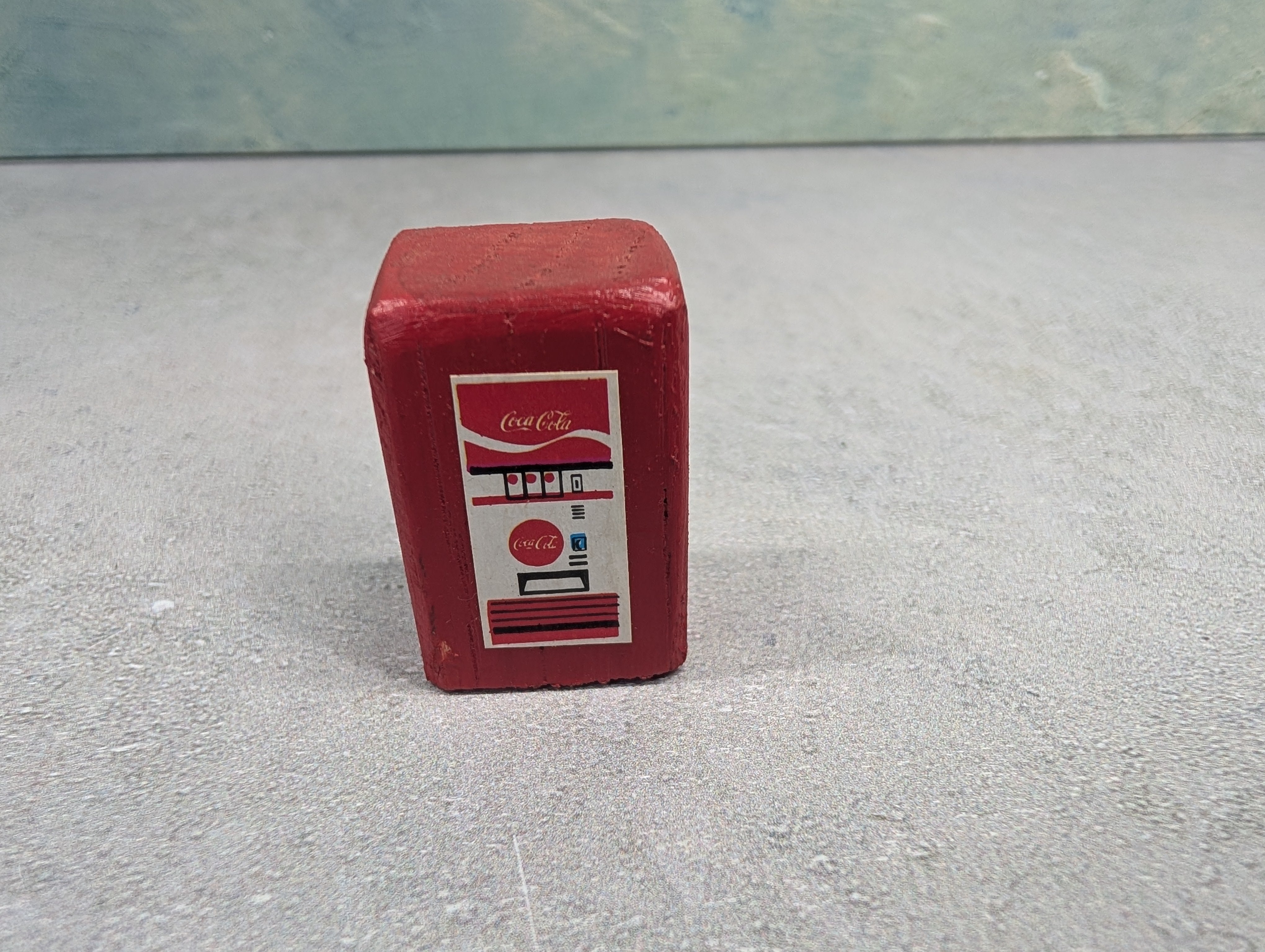 USED O Coca-Cola Machine (wood)