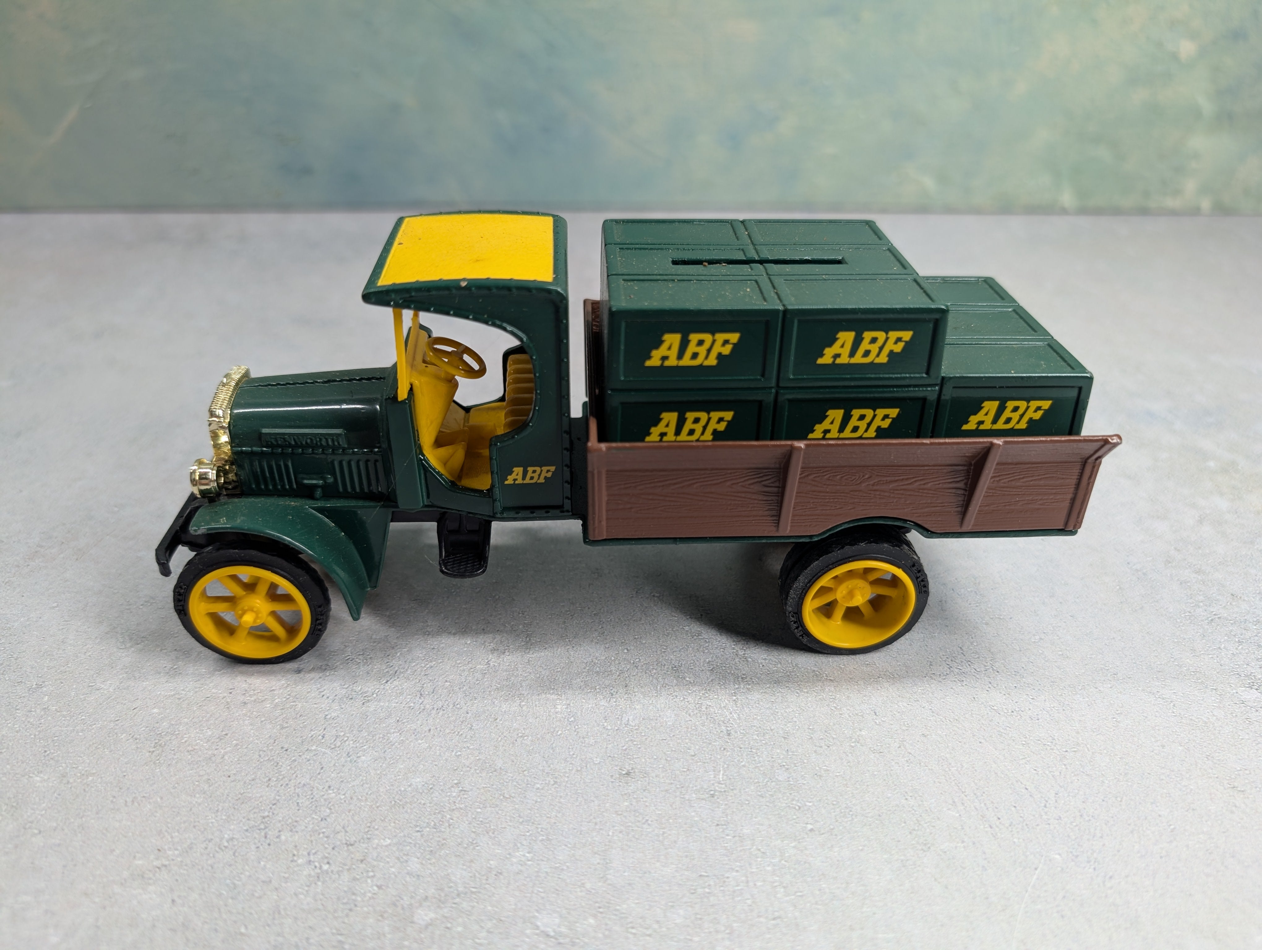 USED ERTL 2846 1925 Kenworth Die-Cast Metal Vehicle Bank ABF