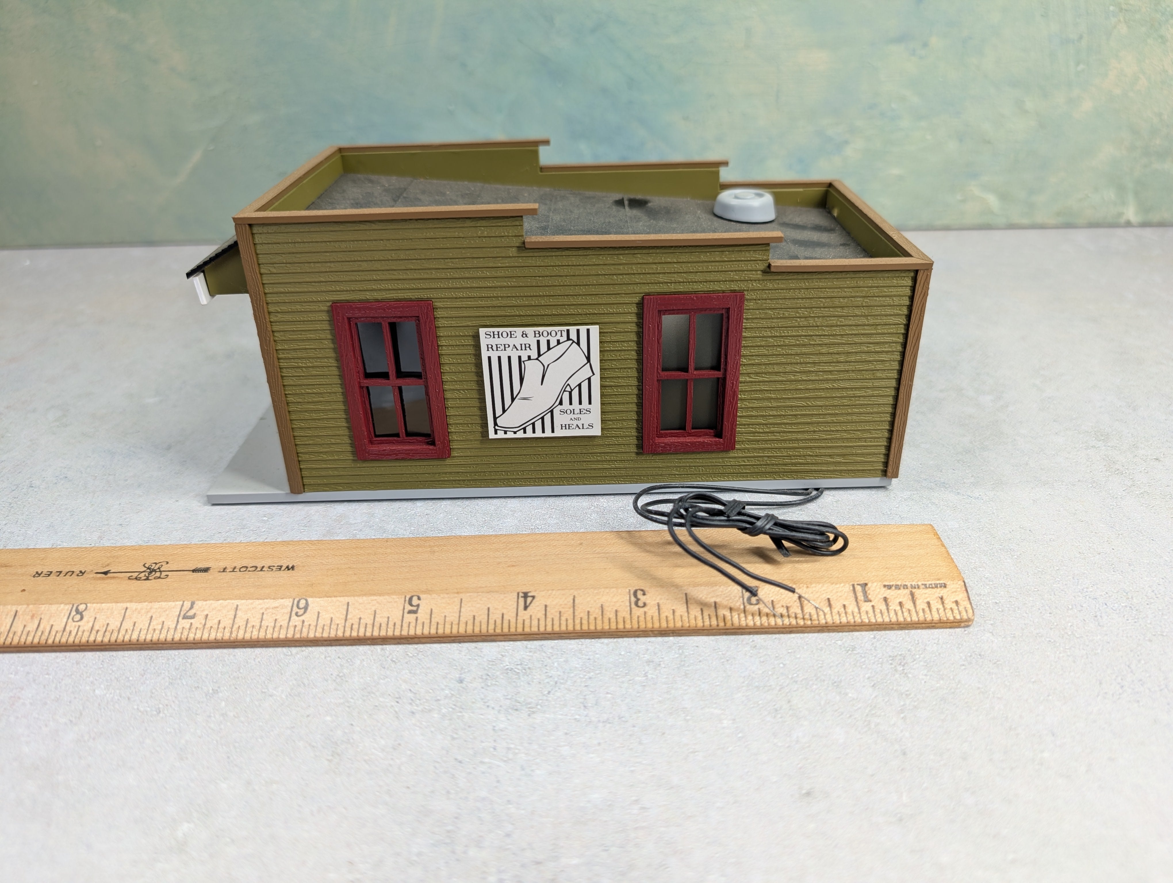 USED MTH O Lost Sole Shoe Repair Building