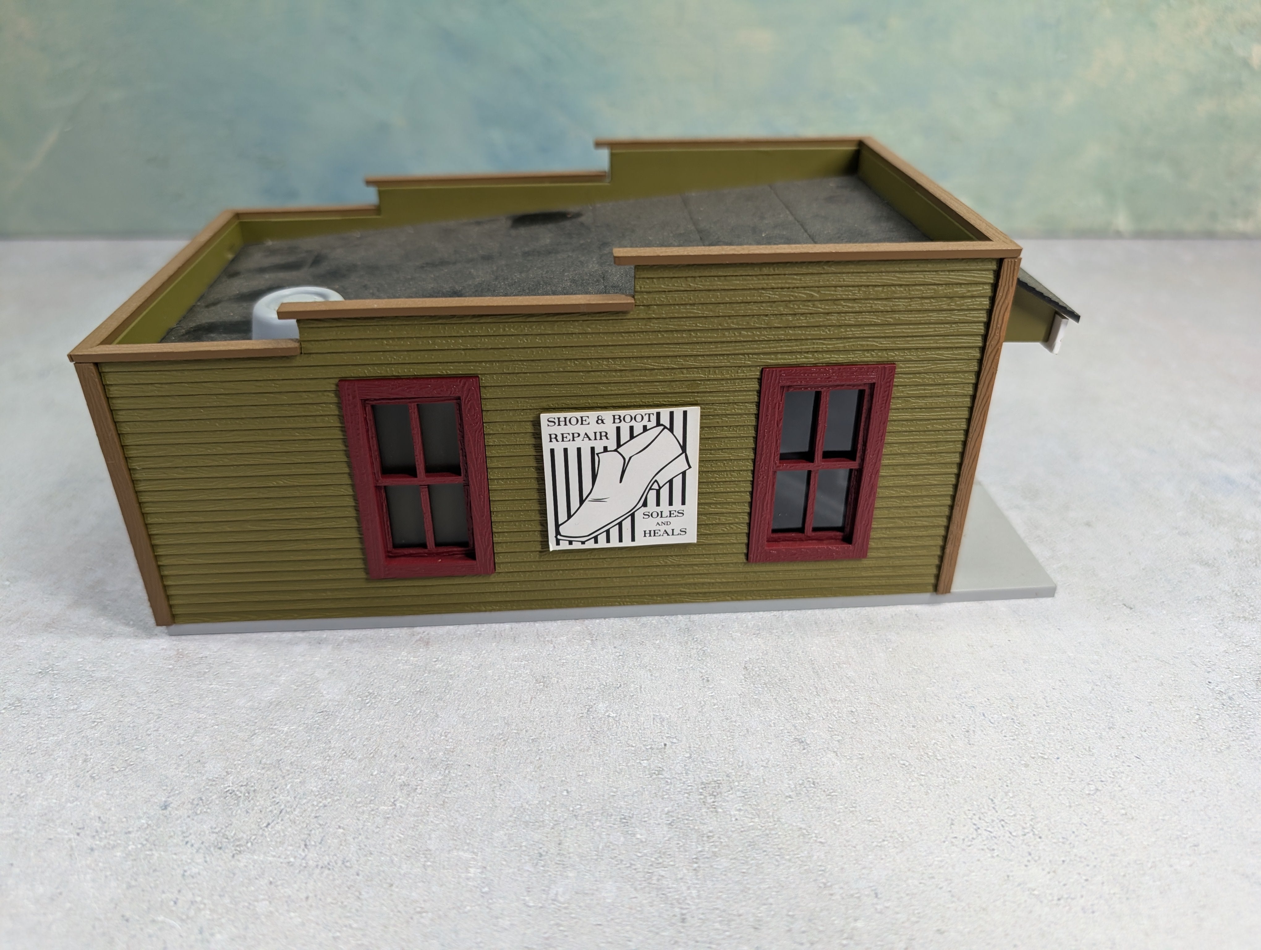 USED MTH O Lost Sole Shoe Repair Building