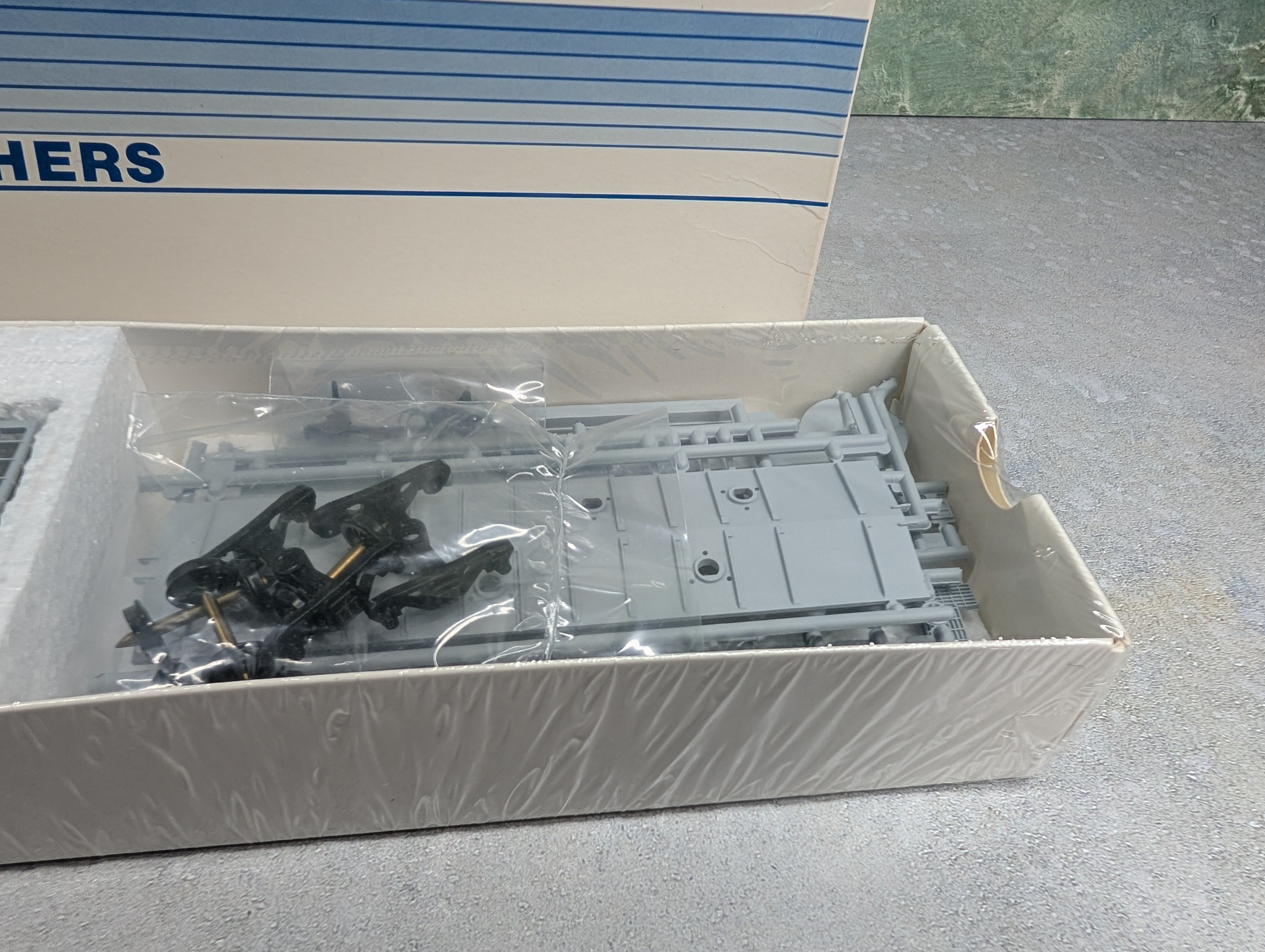 USED Walthers 932-4606 HO Scale Single Bay Airslide Hopper Multi-Food GACX #42833 KIT