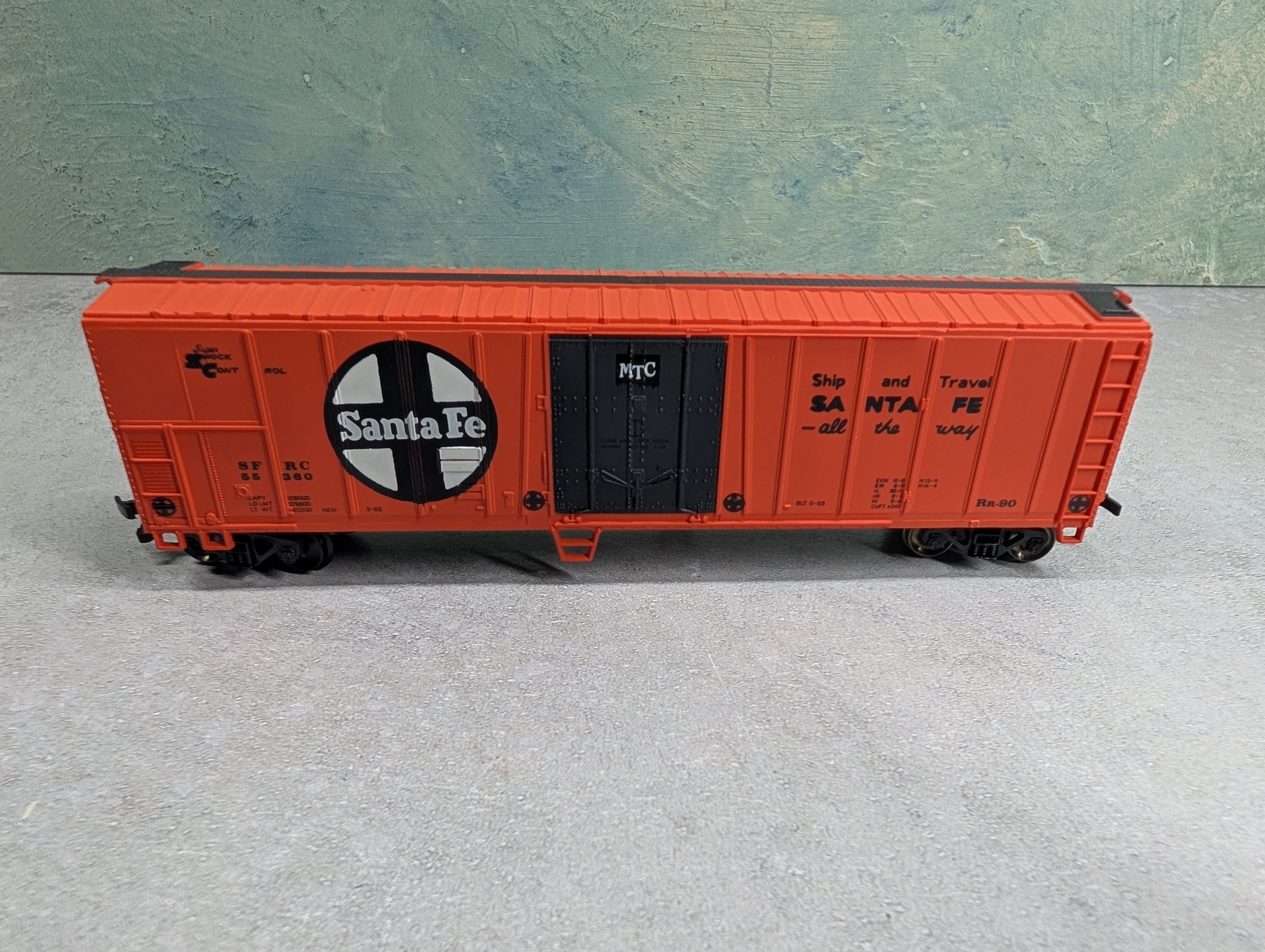 USED Bachmann HO Scale 50' Box Car Santa Fe SFRC #55360