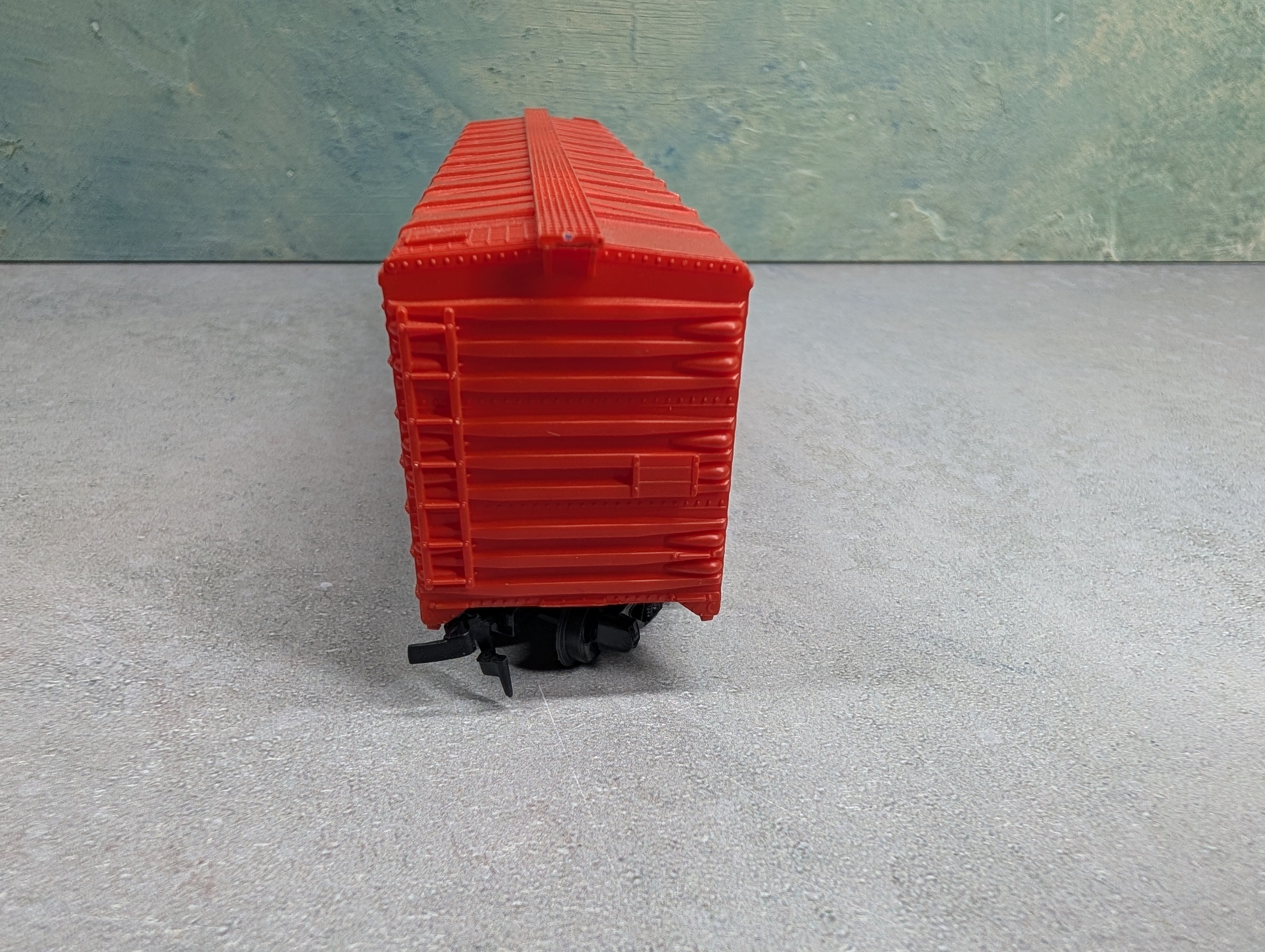 USED Tyco HO Scale 50' Box Car New Haven NH #35688