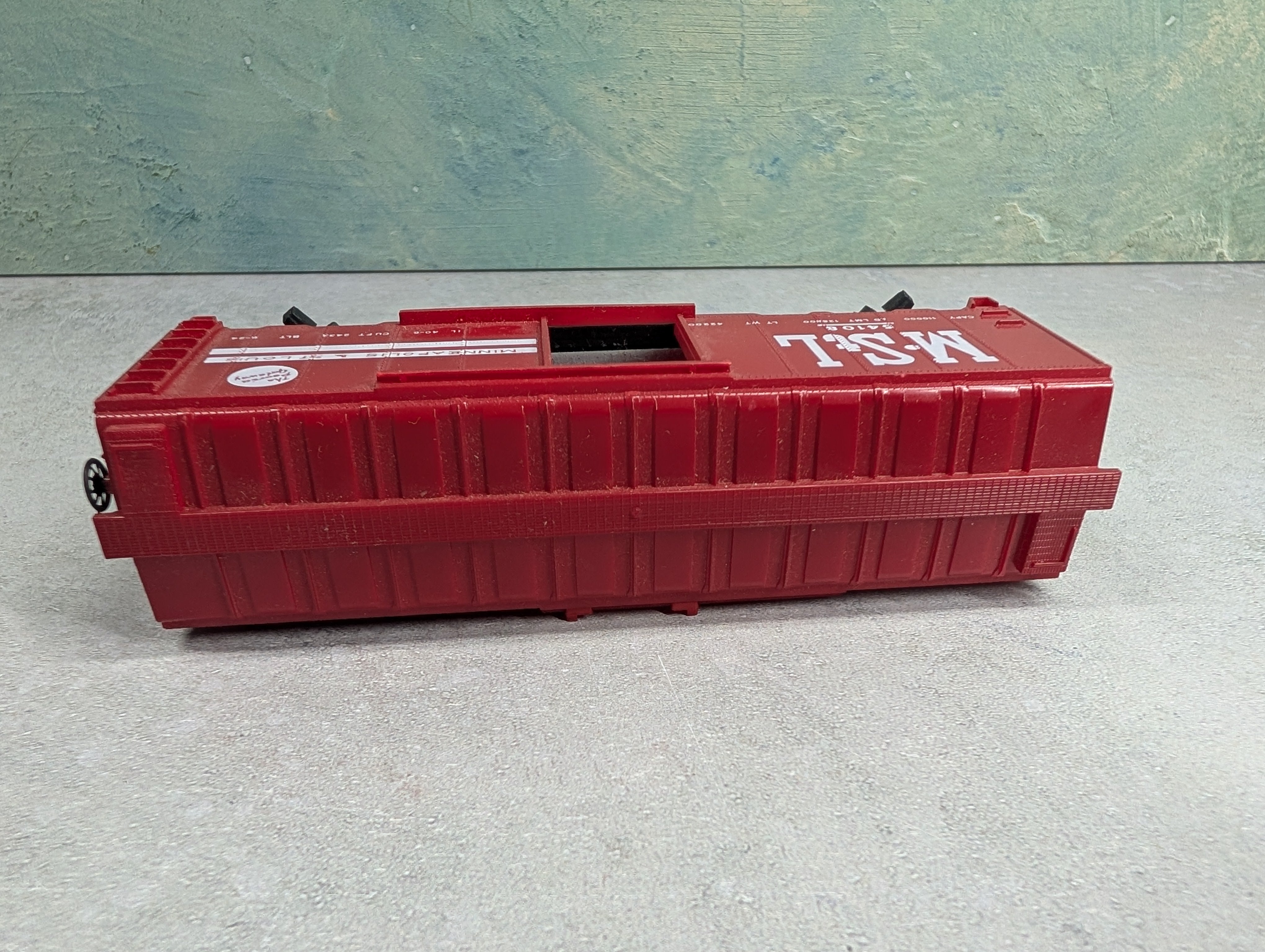 USED HO Scale 40' Box Car MSTL #54108