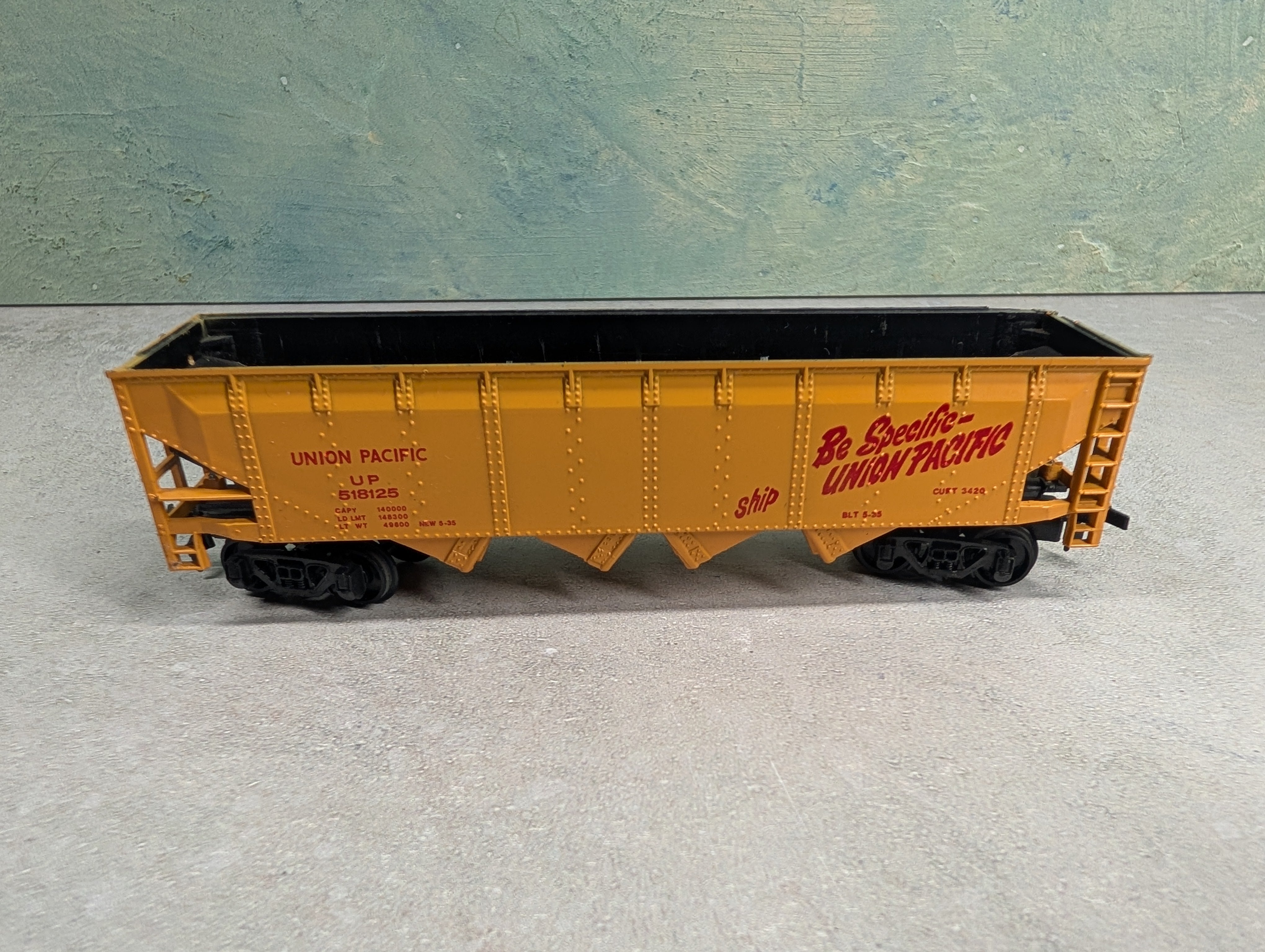 USED Bachmann HO Scale Open Hopper Union Pacific UP #518125