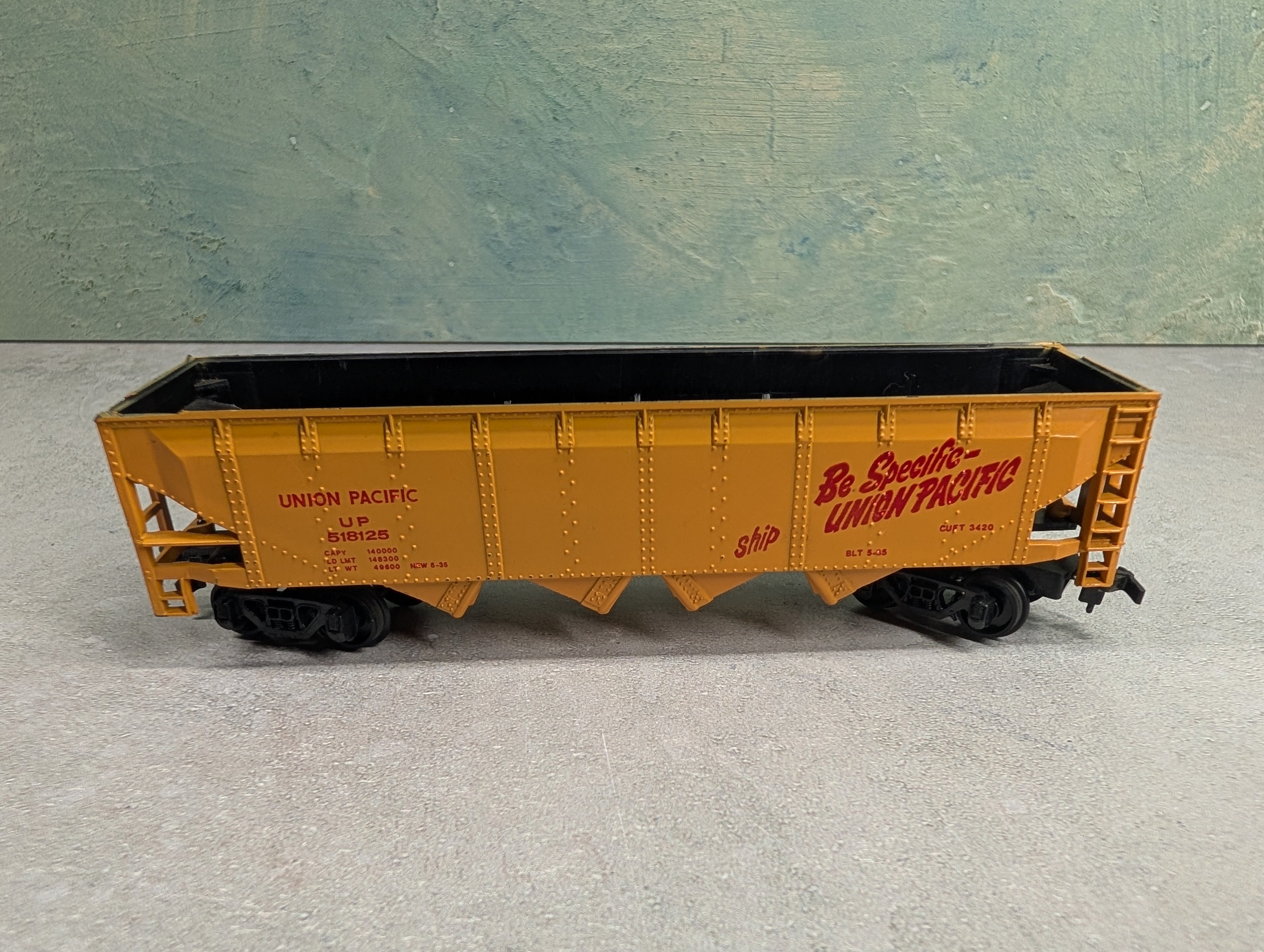 USED Bachmann HO Scale Open Hopper Union Pacific UP #518125