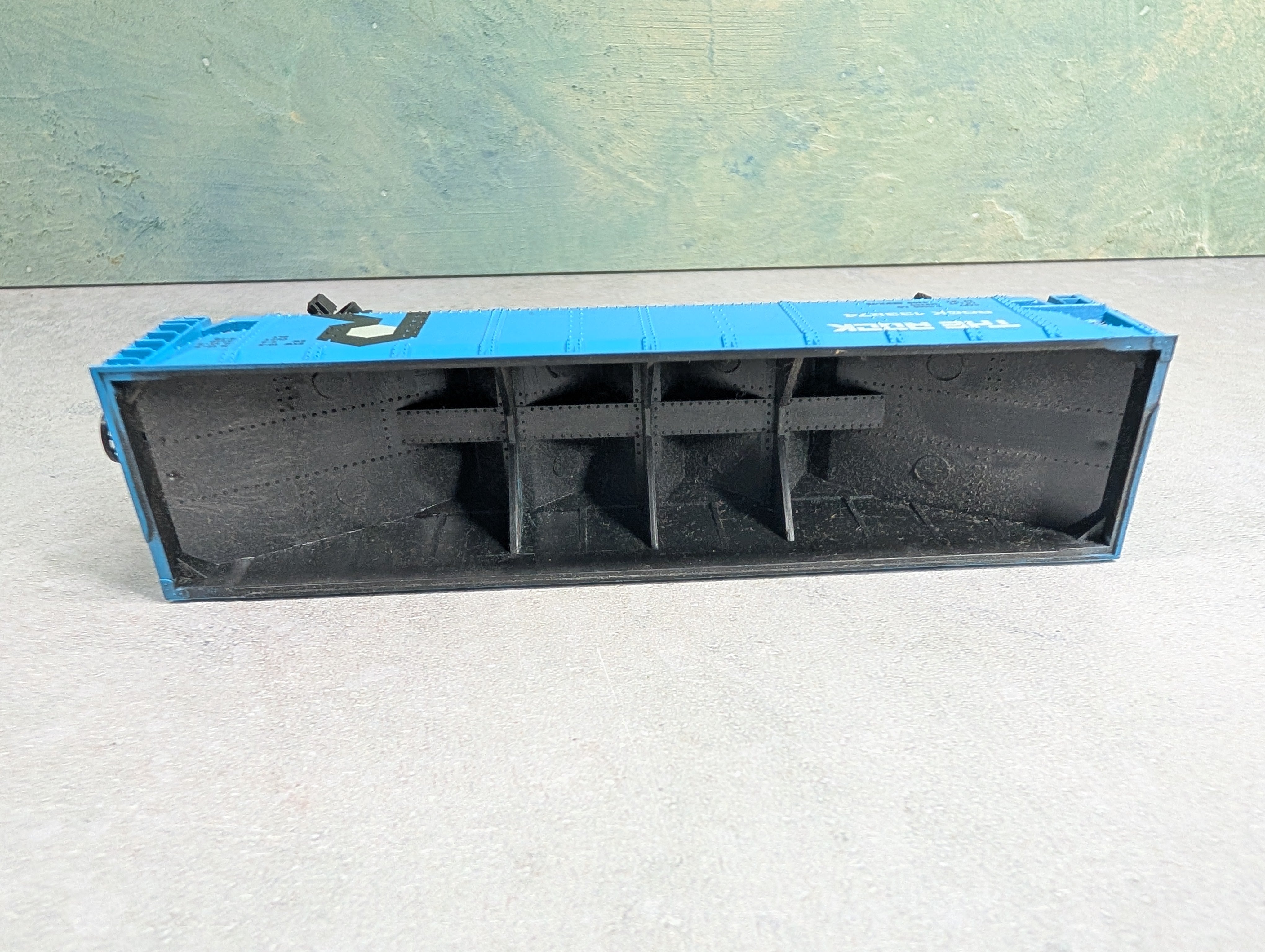 USED Bachmann HO Scale Open Hopper Rock #133274