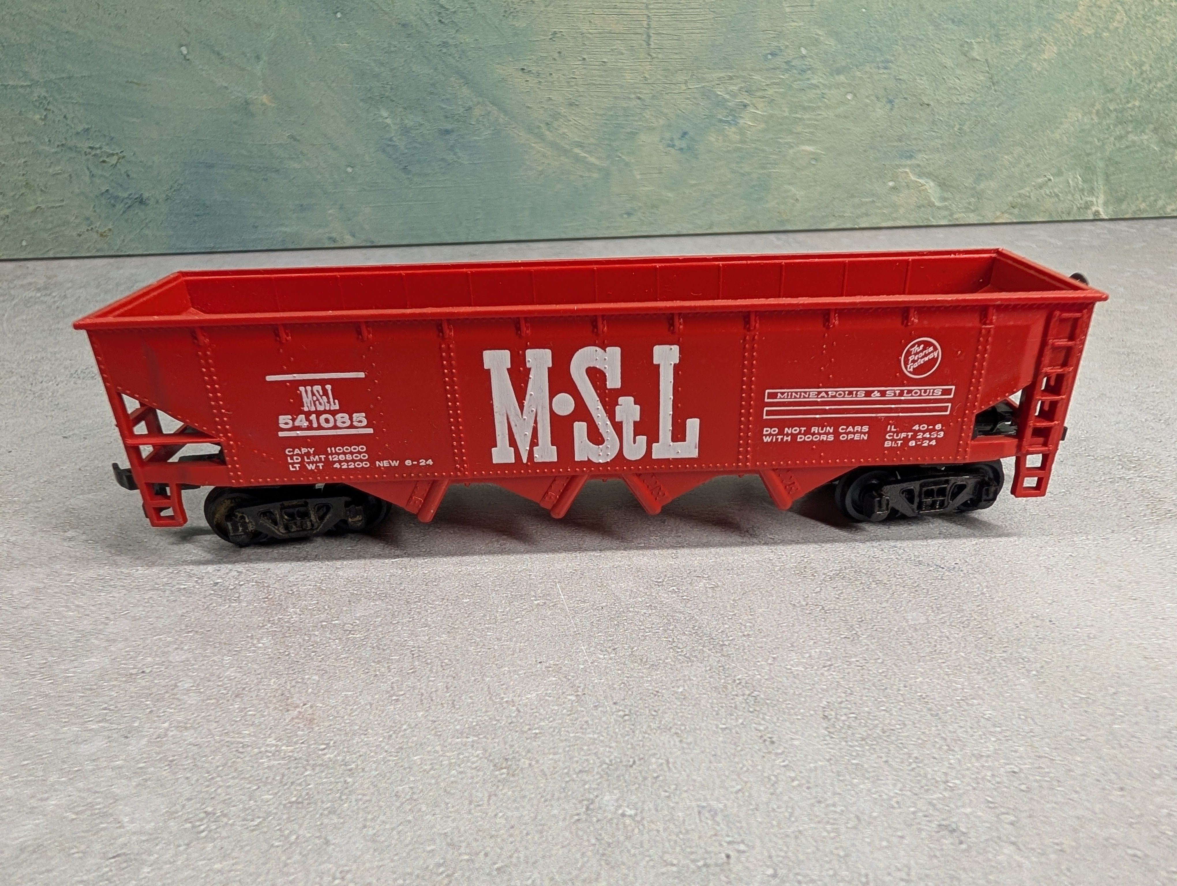 USED Bachmann HO Scale Open Hopper MSTL #541085