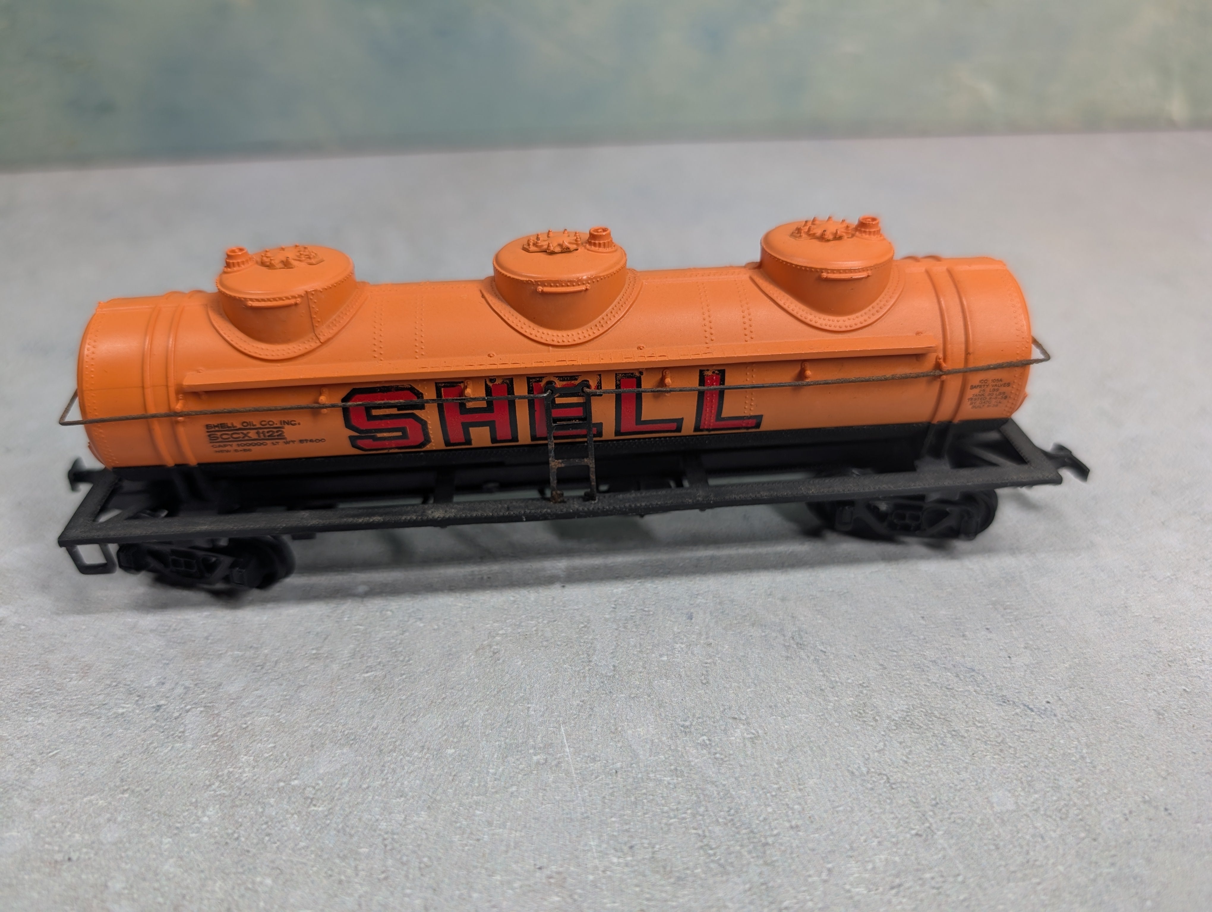 USED Bachmann HO Scale Tank Car Shell SCCX #1122