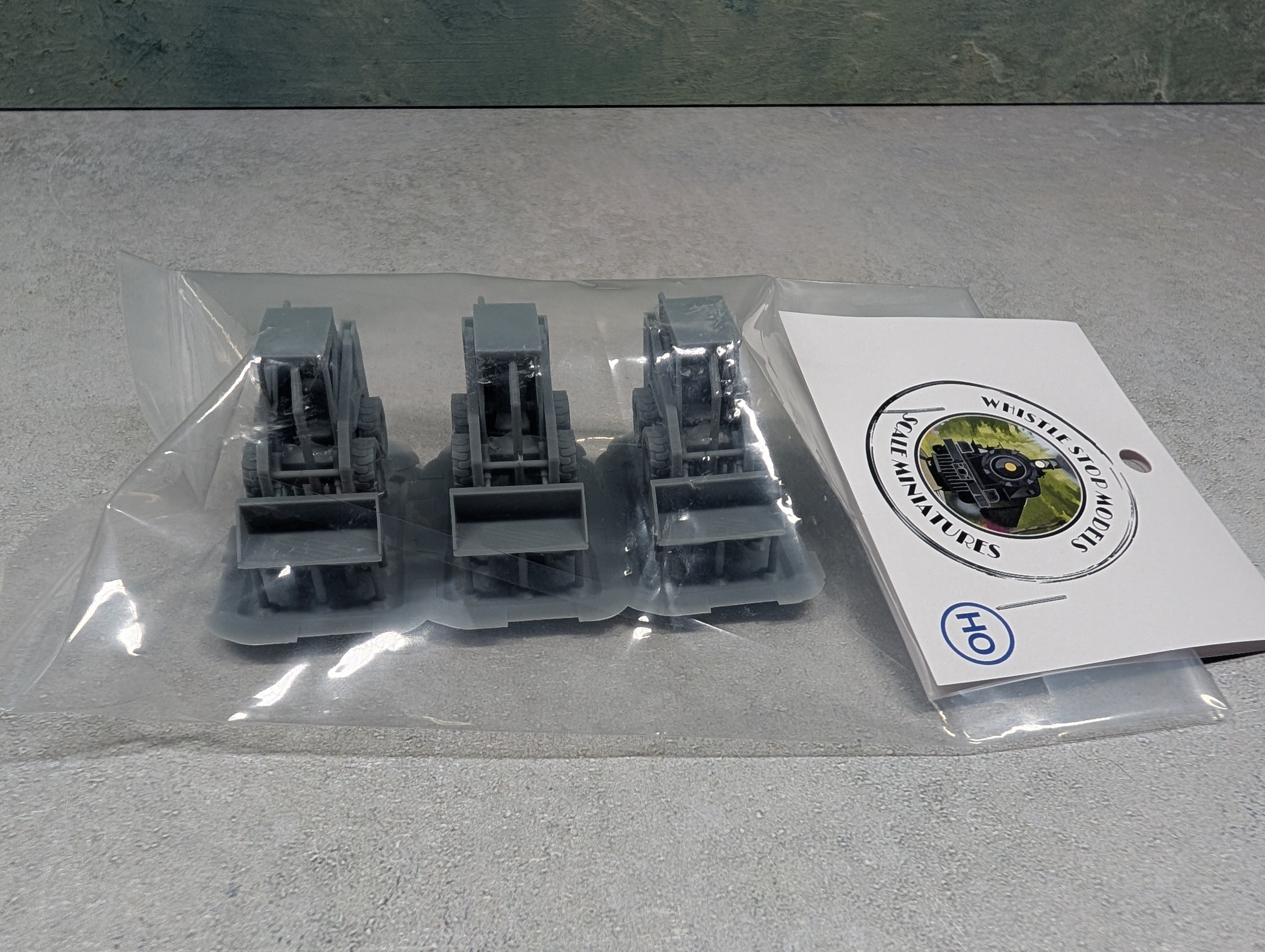 Whistle Stop Models HO9006 HO Scale Skid Loaders, Construction Vehicle, Resin 3D Printed, Highly Detailed (3 pcs)