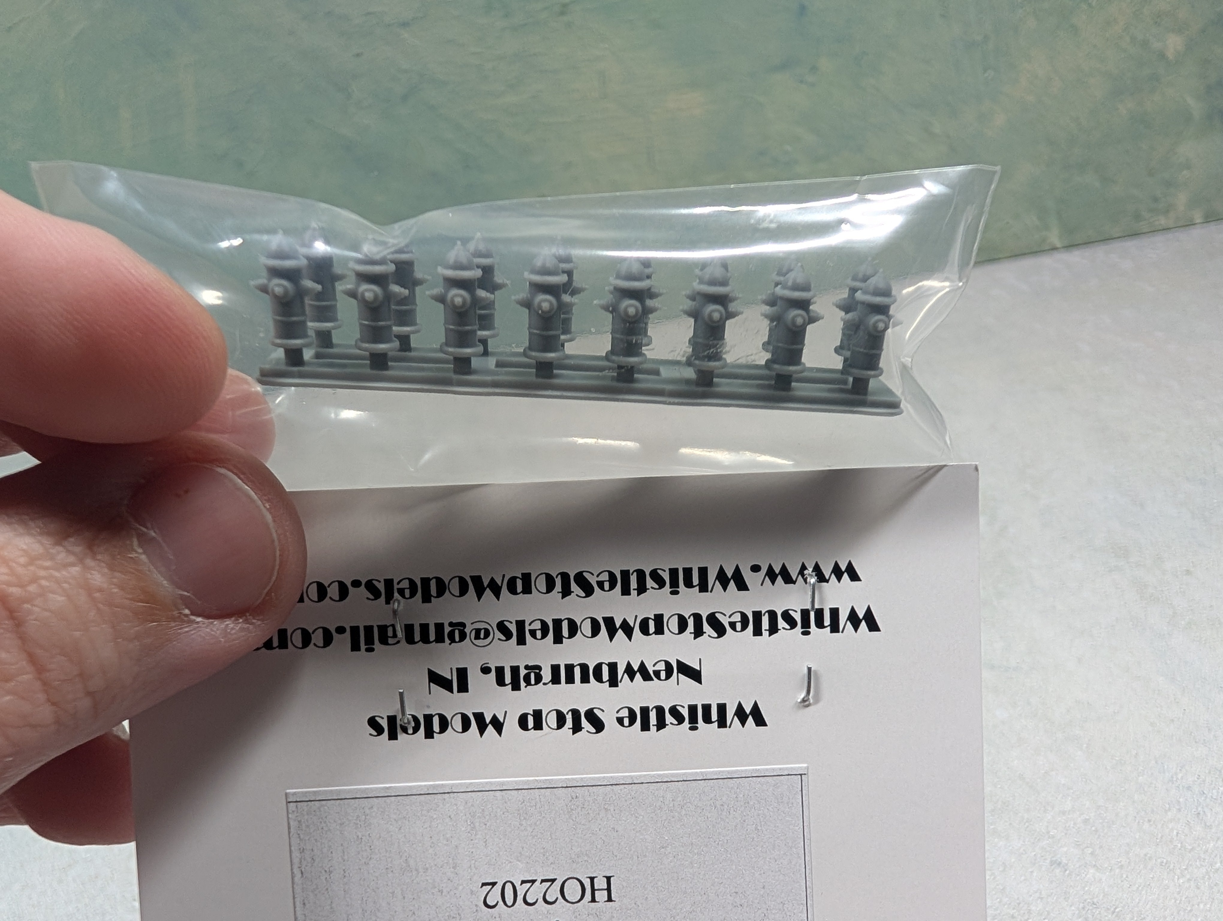 Whistle Stop Models HO2202 HO Scale Fire Hydrants, Resin 3D Printed, Highly Detailed (16 pcs)