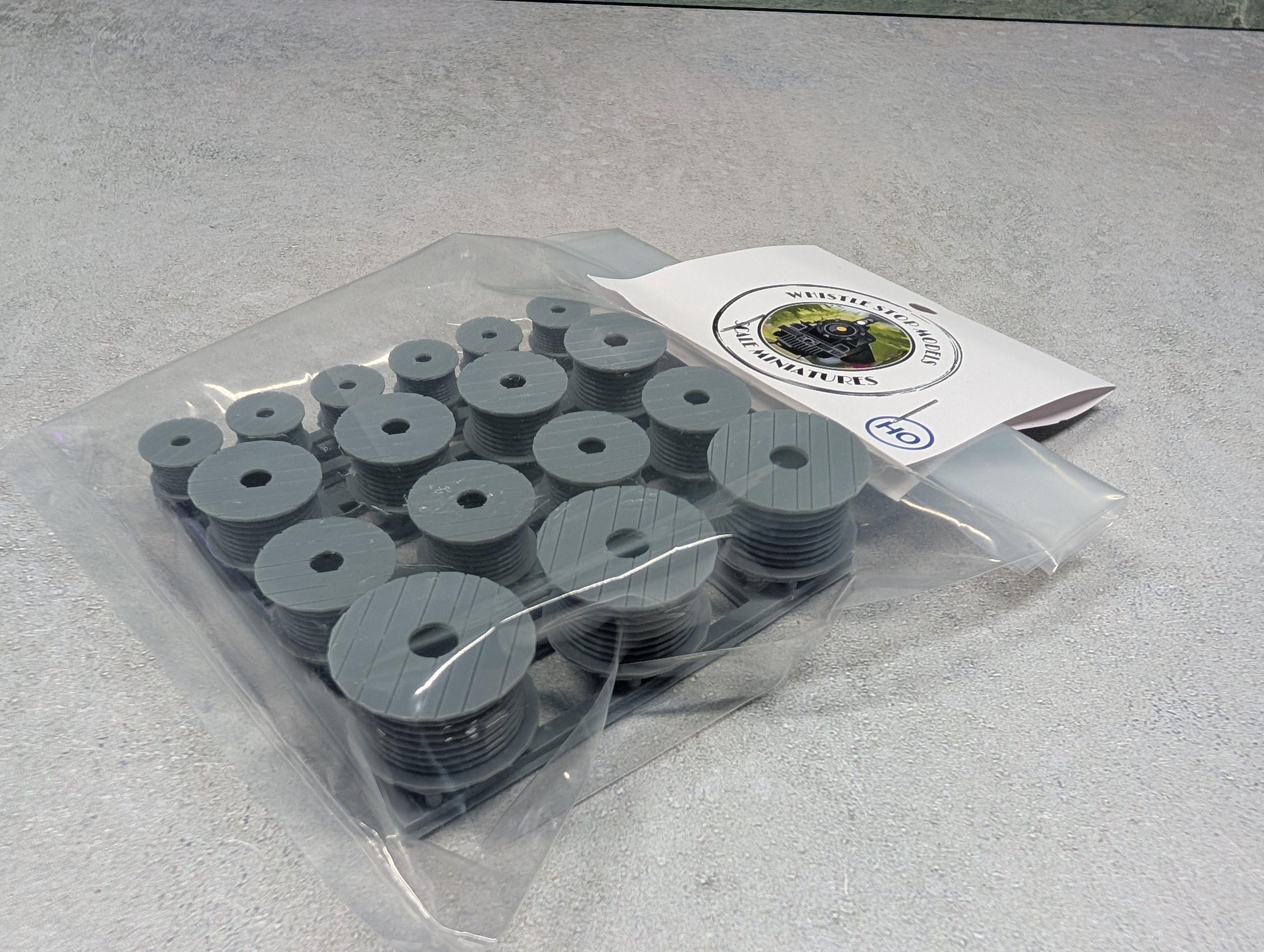 Whistle Stop Models HO9011 HO Scale Small Cable Spools, Resin 3D Printed, Highly Detailed (17 pcs)