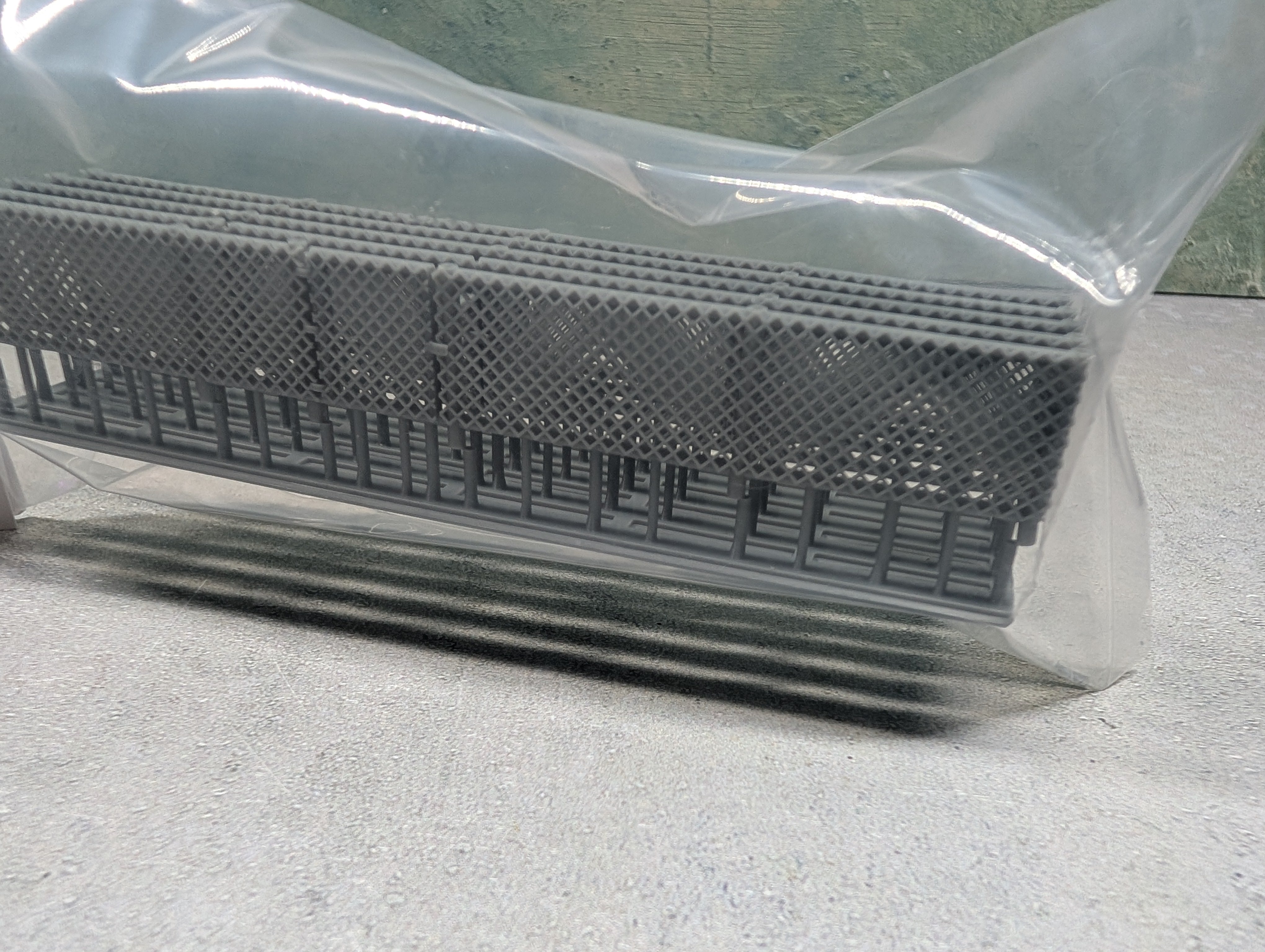 Whistle Stop Models HO2008 HO Scale Residential Chainlink Fence, Resin 3D Printed, Highly Detailed