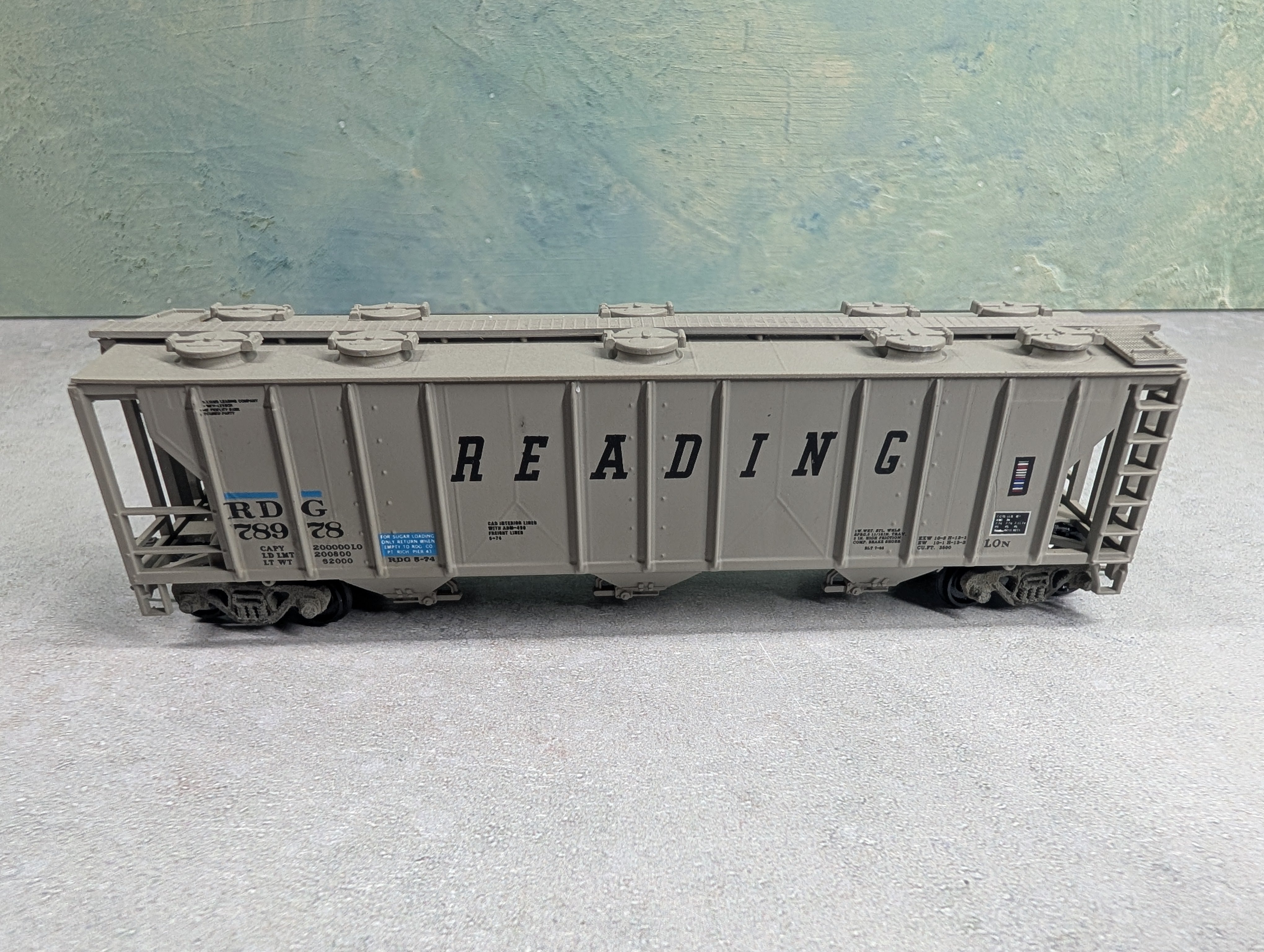 USED E&B VALLEY HO Scale PS-2 Covered Hopper, Robins Rails/Bev-Bel Reading RDG #78978