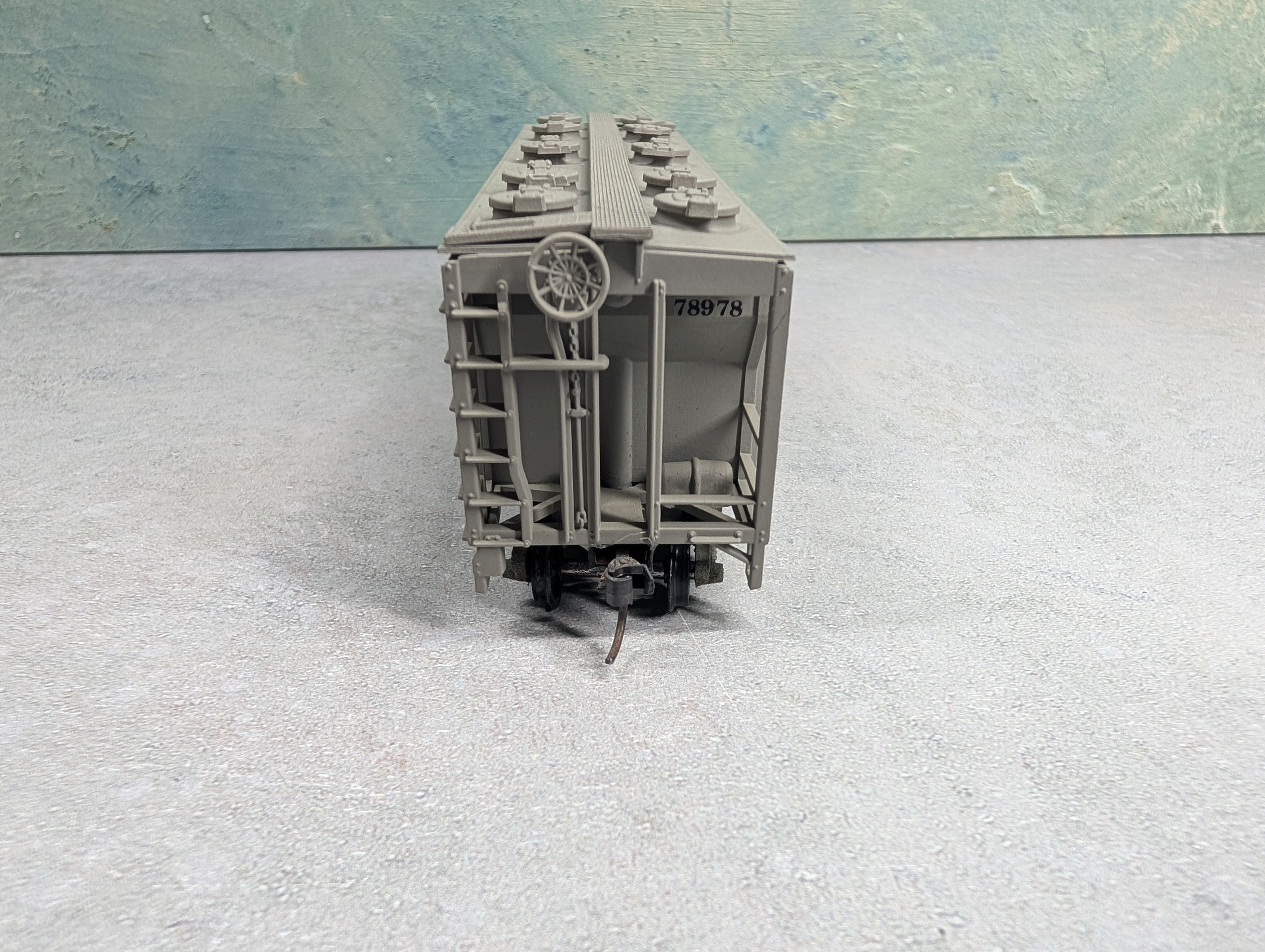 USED E&B VALLEY HO Scale PS-2 Covered Hopper, Robins Rails/Bev-Bel Reading RDG #78978