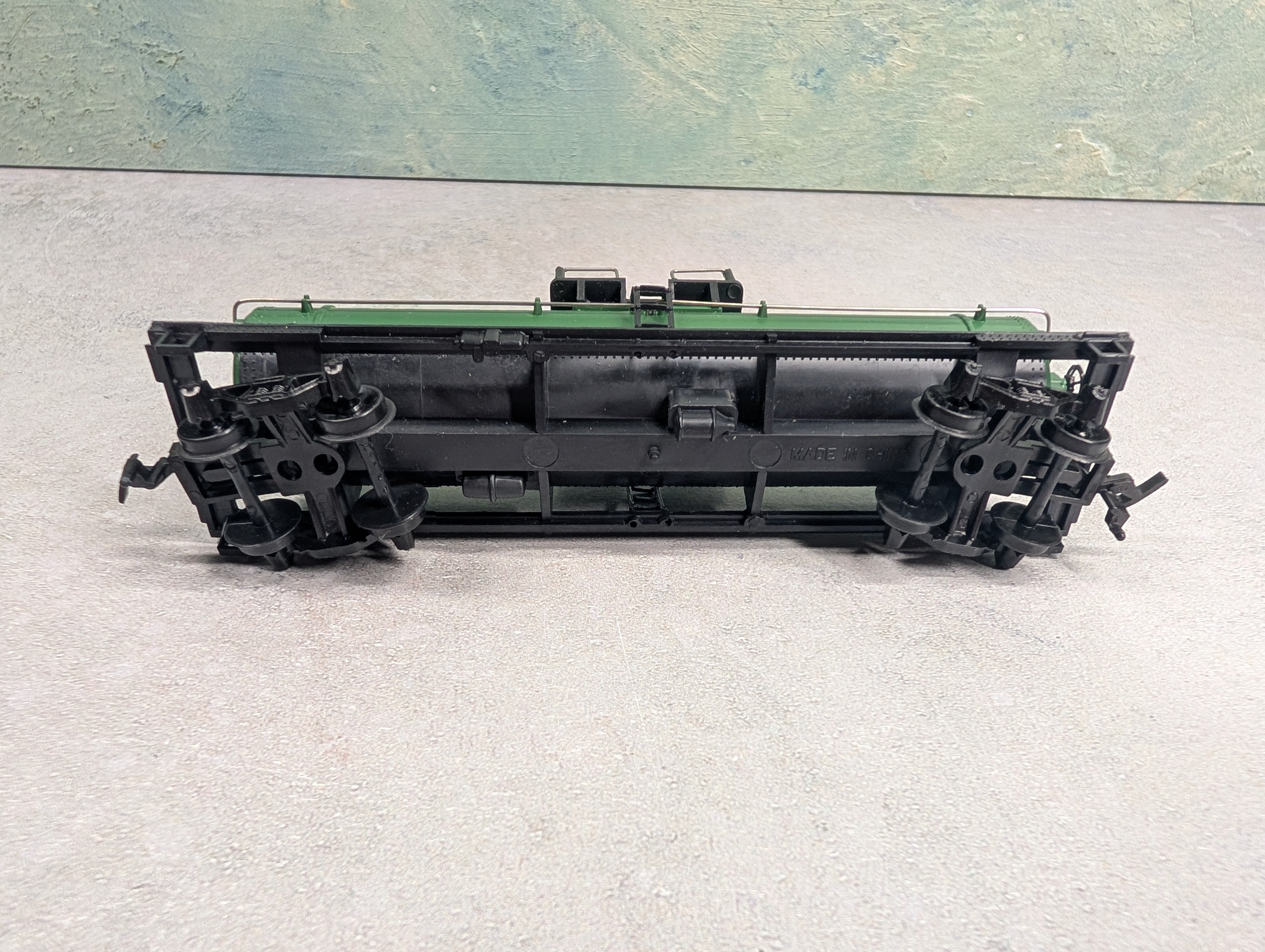 USED IHC HO Scale Tank Car Reading #90980