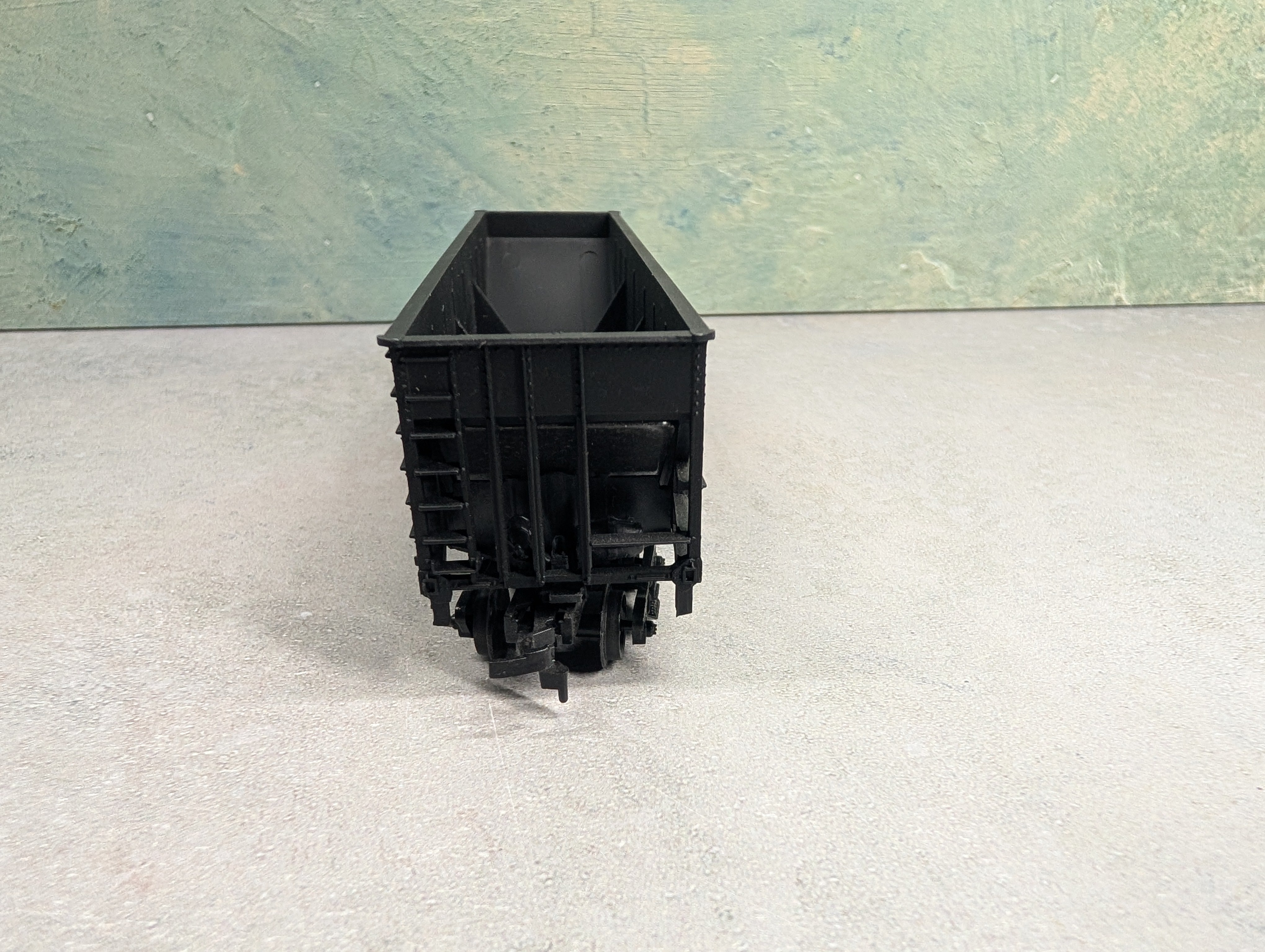 USED Bev-Bel HO Scale 100 Ton Hopper Reading RDG #41442