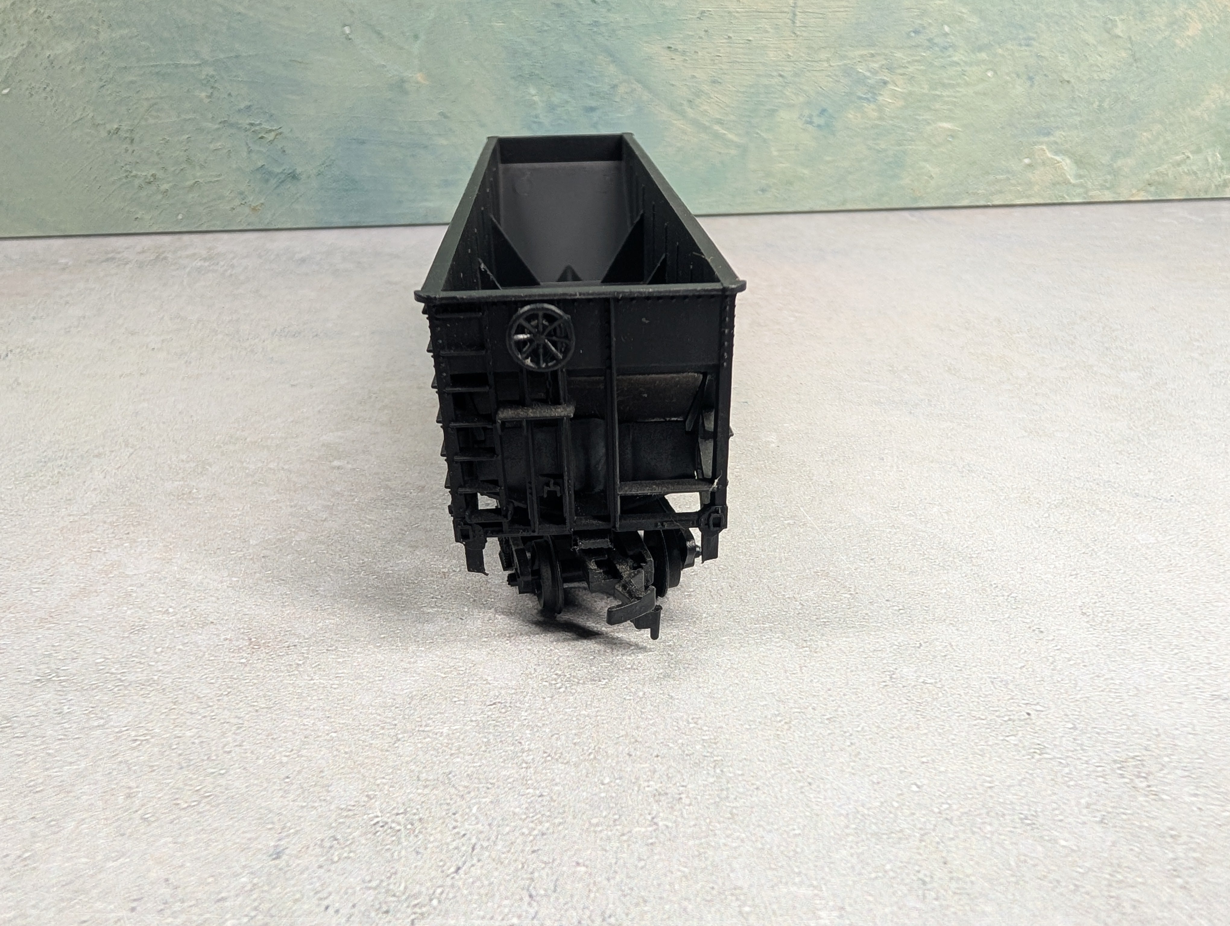 USED Bev-Bel HO Scale 100 Ton Hopper Reading RDG #41622