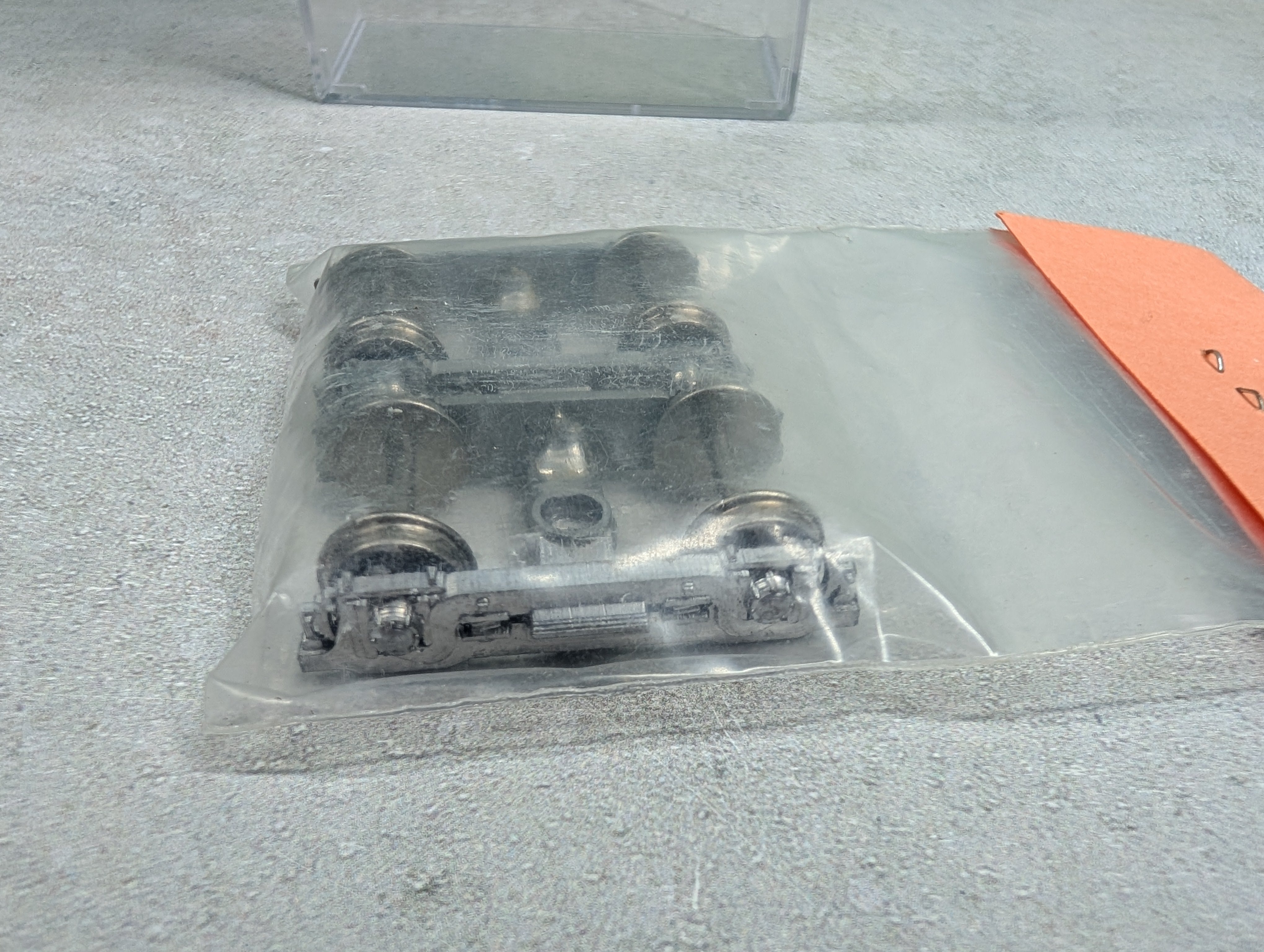 USED Cape Line Models T-50 HO Scale 36" Metal Trucks Commonwealth