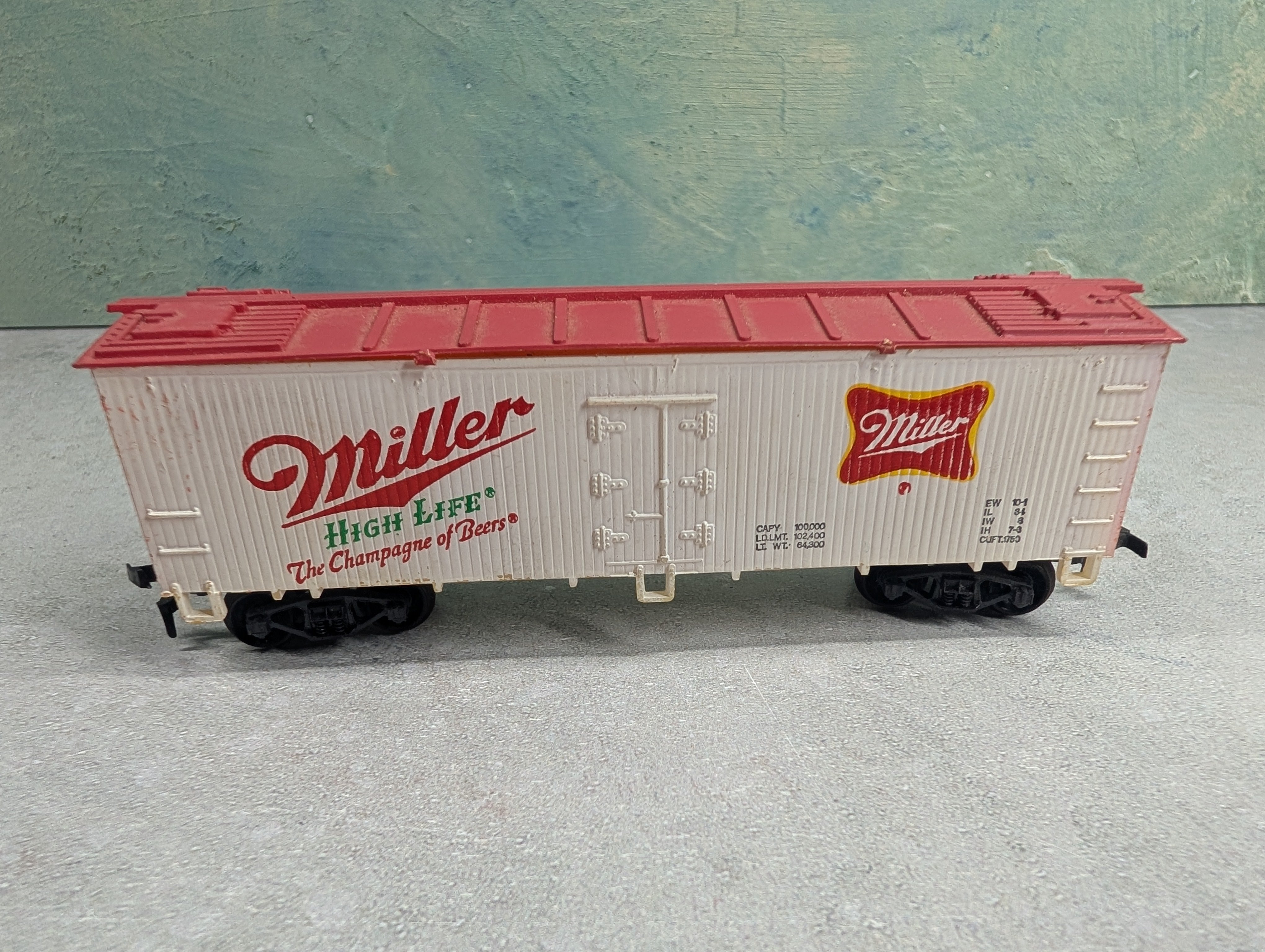 USED HO Scale Wooden Billboard Box Car Miller High Life Beer