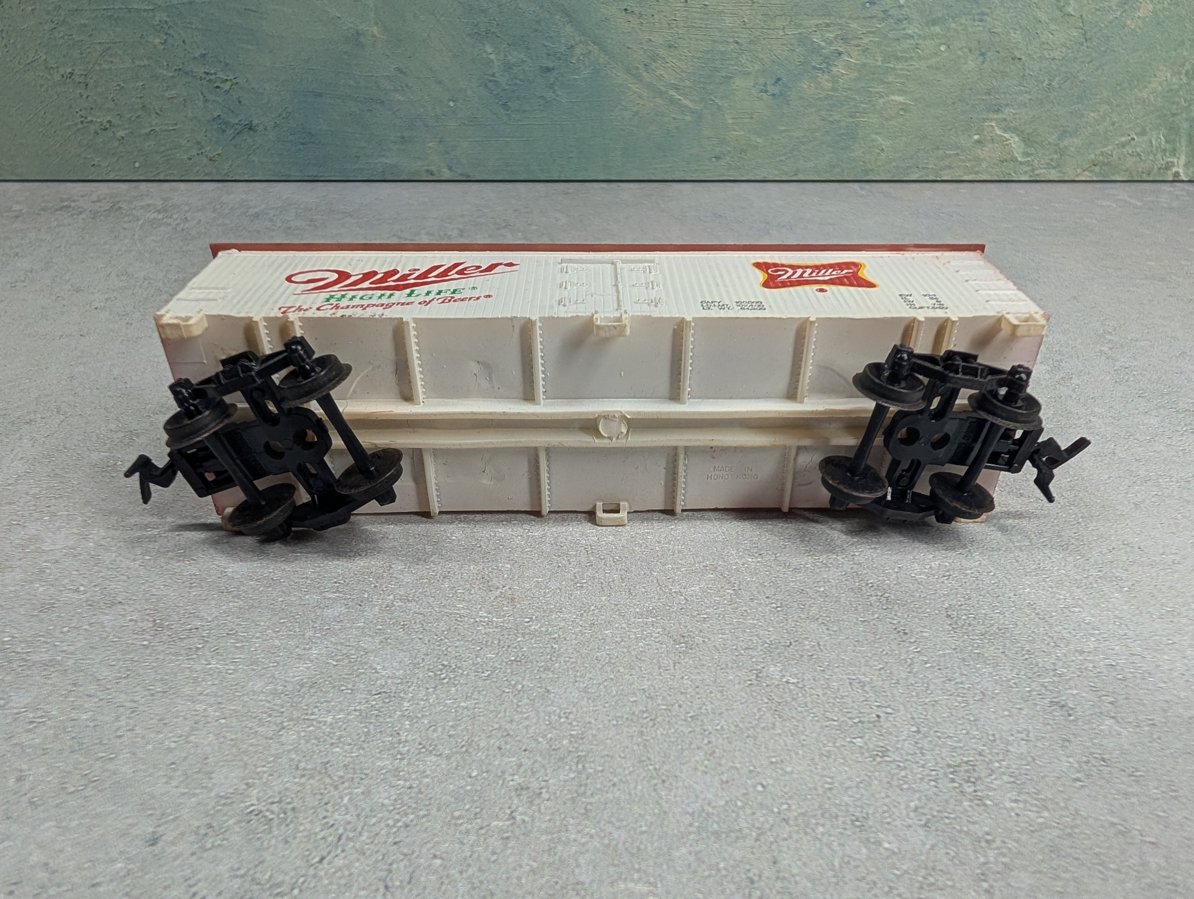 USED HO Scale Wooden Billboard Box Car Miller High Life Beer