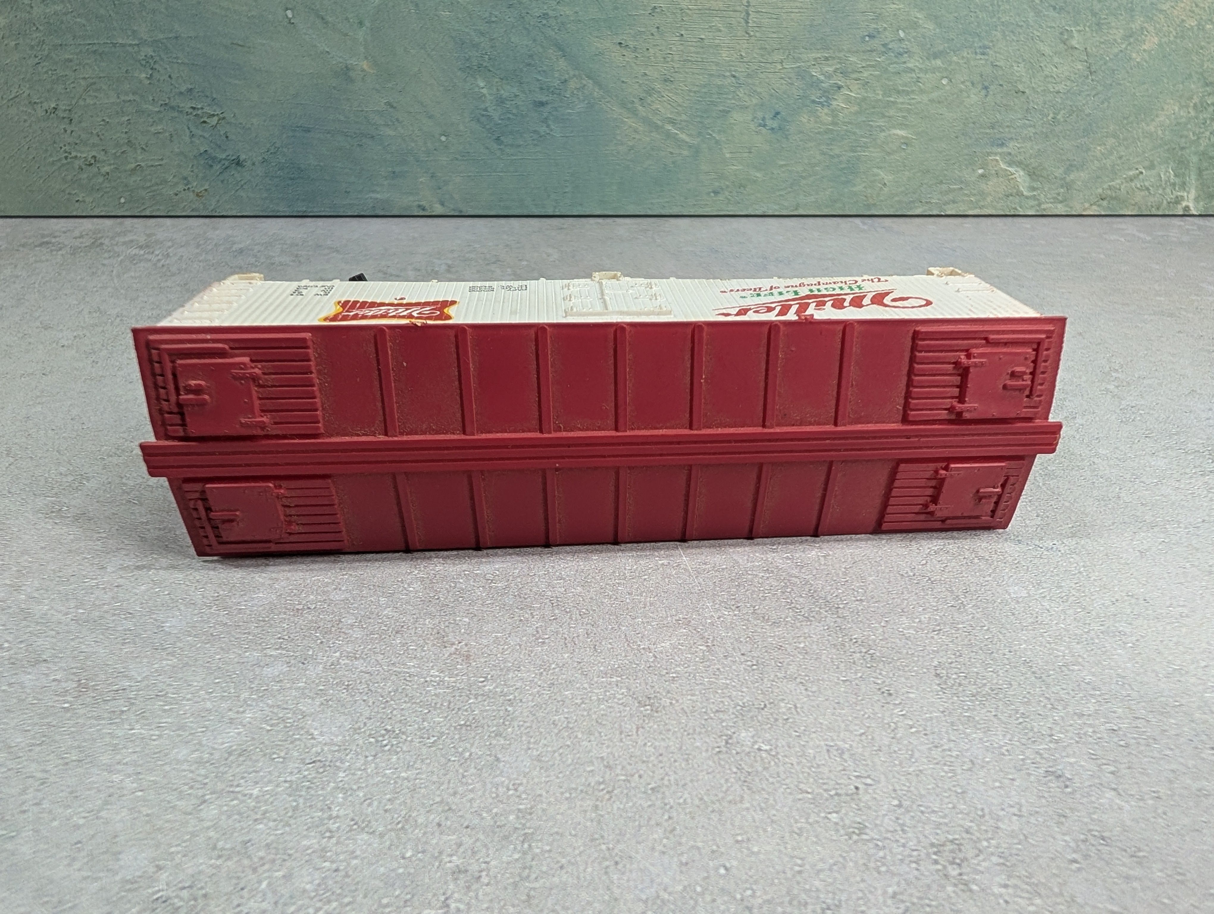 USED HO Scale Wooden Billboard Box Car Miller High Life Beer